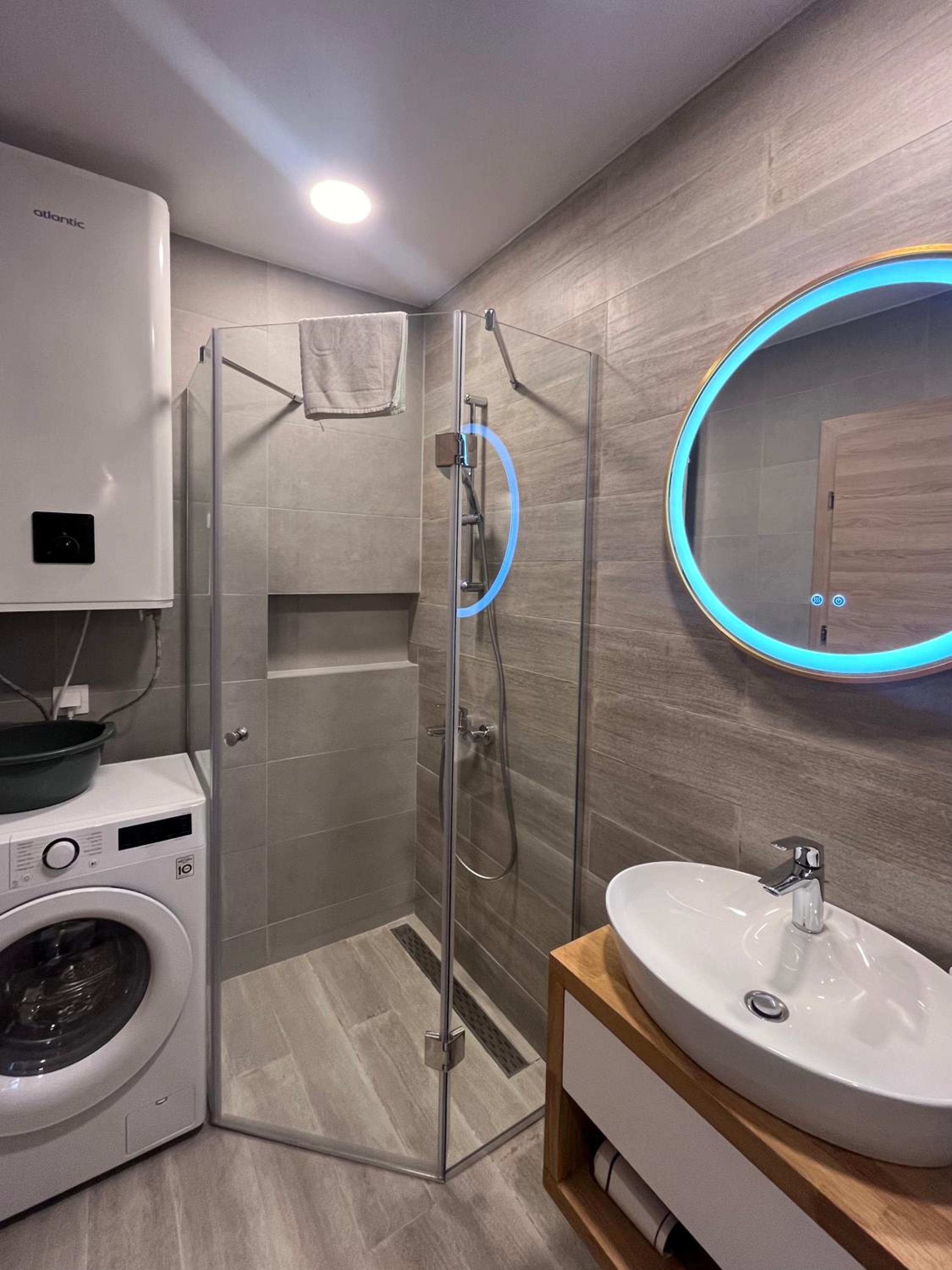 EXCLUSIVE St Constantine Suites