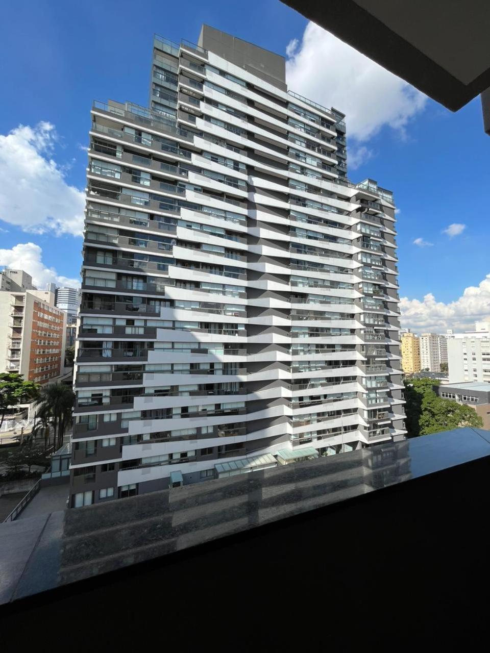 Flat Deluxe ampla varanda - VN Capote Rebouças Jardins