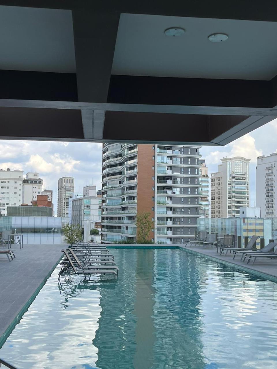Flat Deluxe ampla varanda - VN Capote Rebouças Jardins