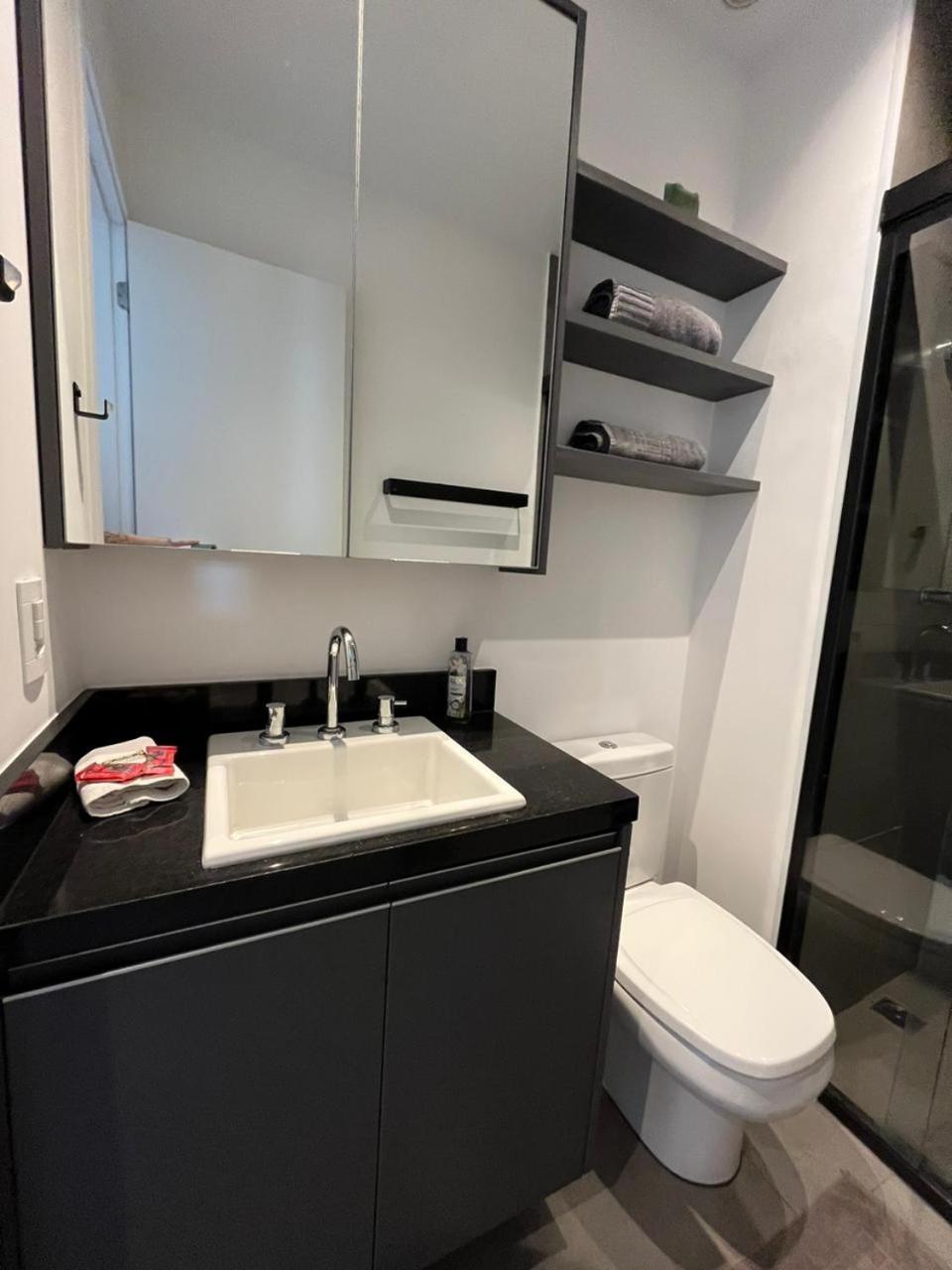 Flat Deluxe ampla varanda - VN Capote Rebouças Jardins