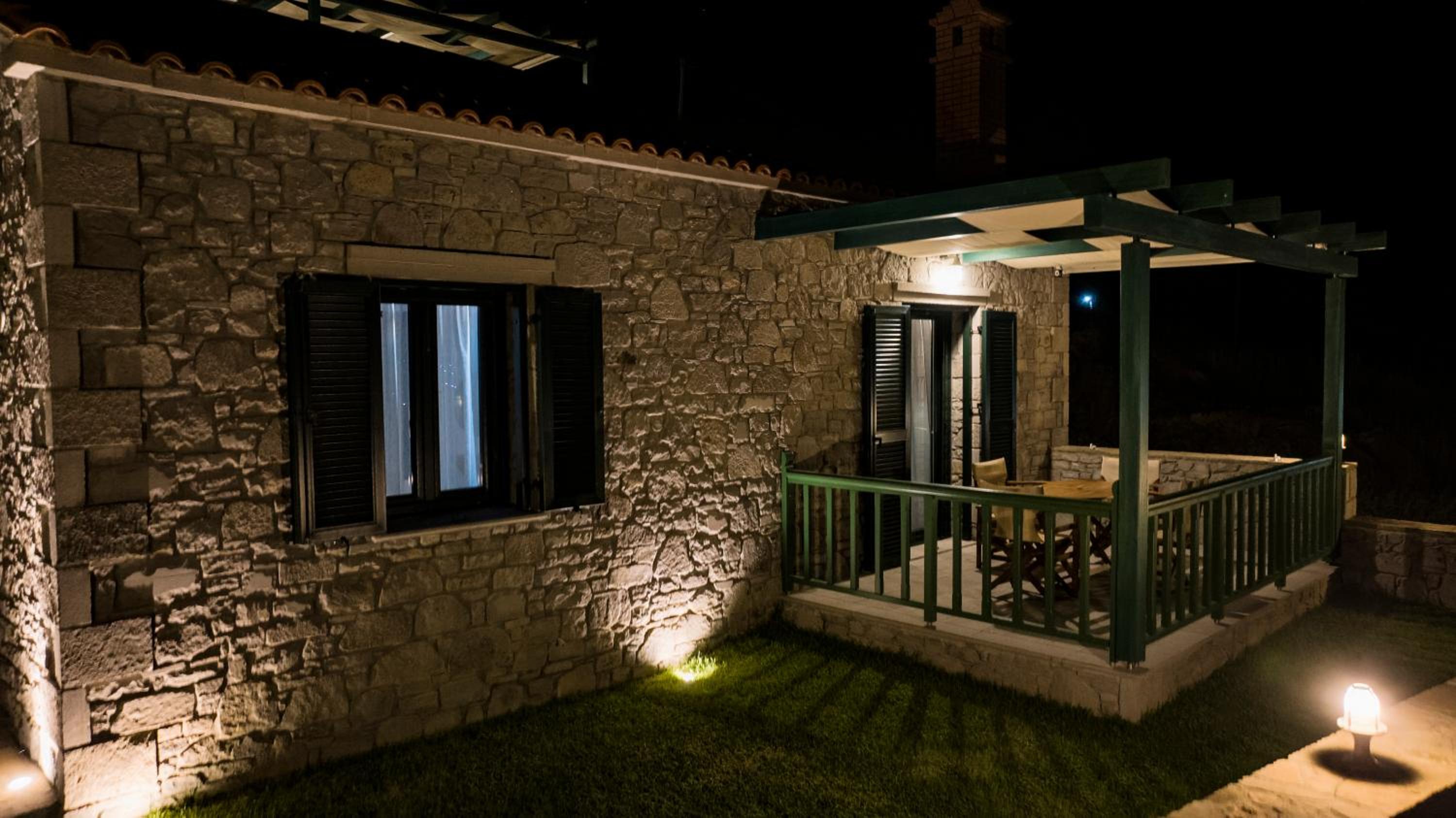 Lithoessa view 5
