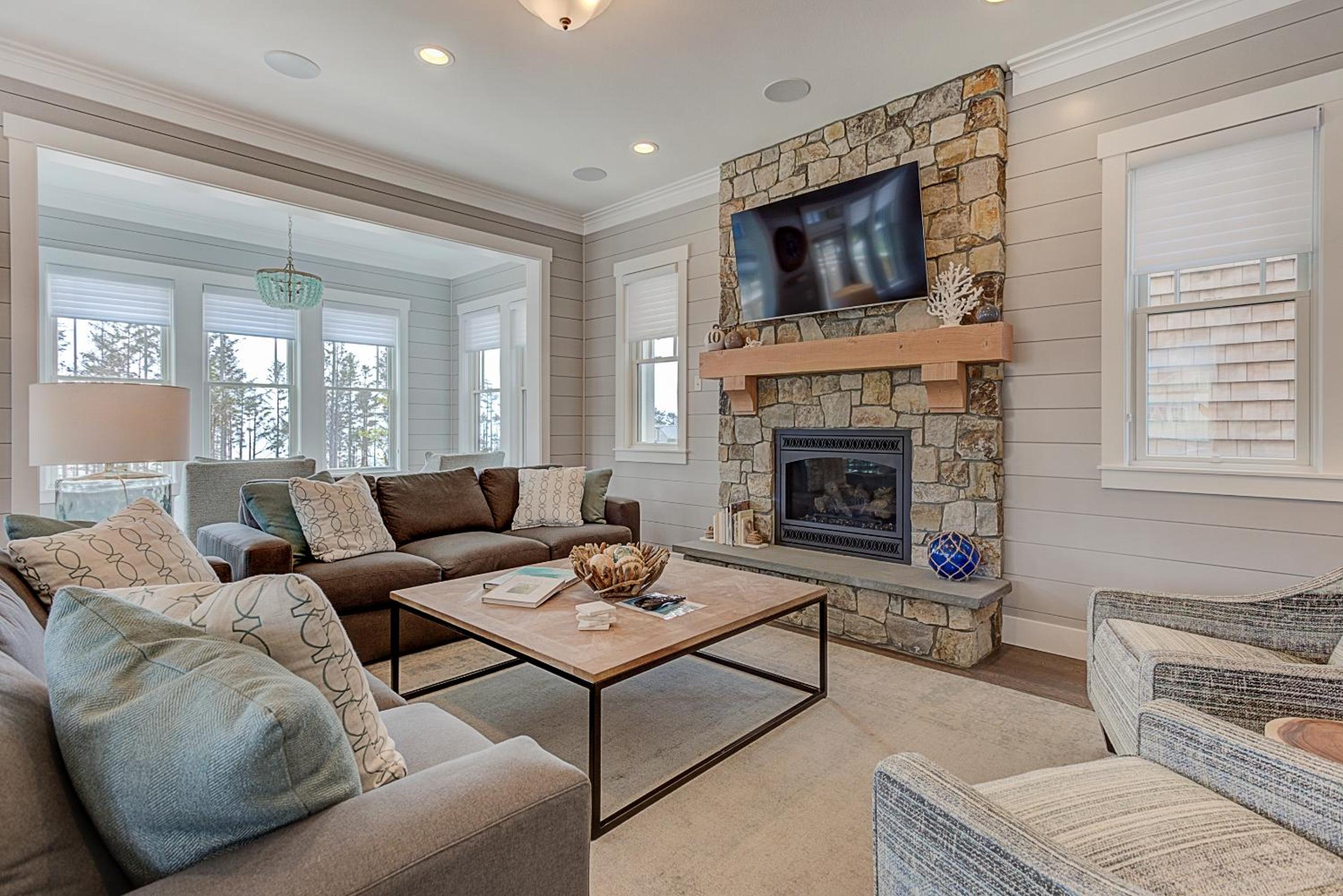 Upper Left Coast by Seabrook Hospitality view 5