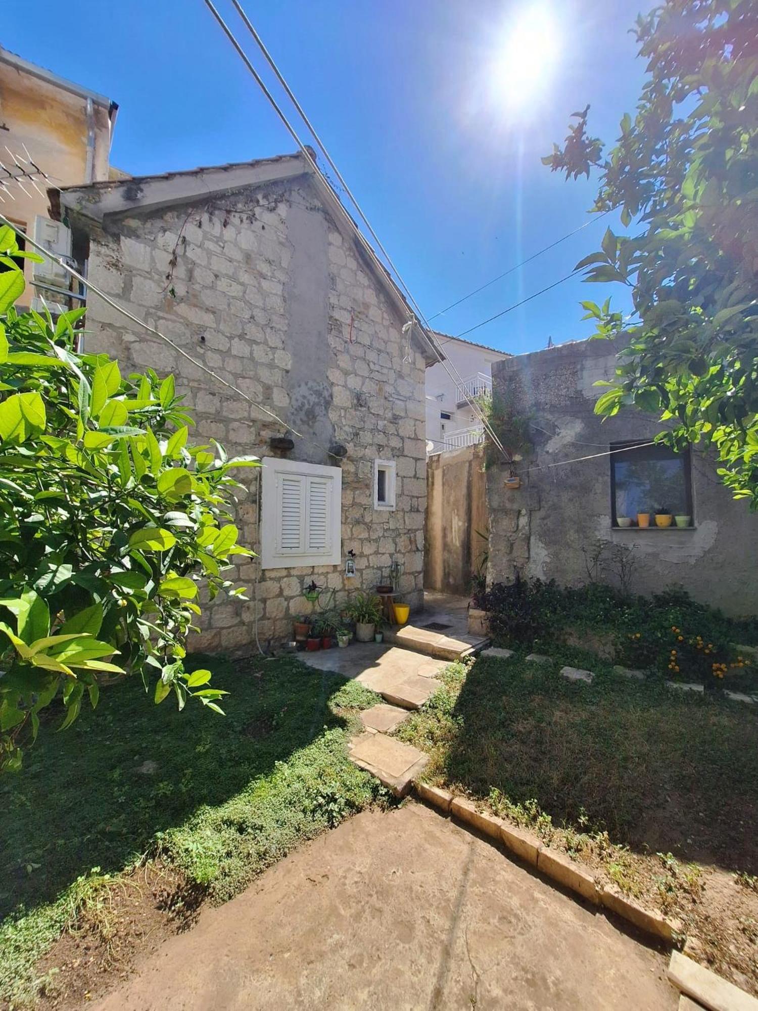 Green oasis in the heart of Split view 4