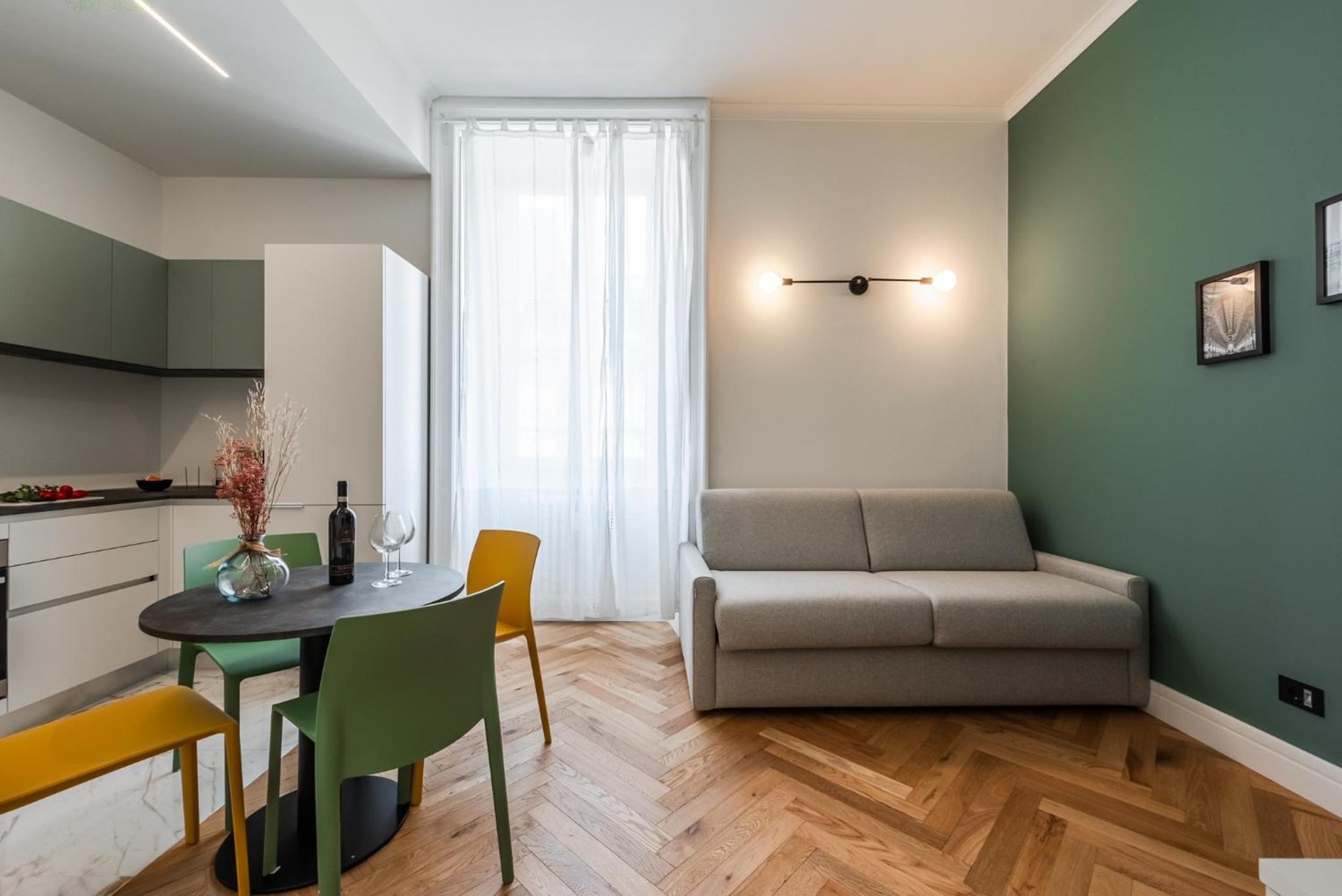 Spacious Apartment in Central Milan Next to Metro