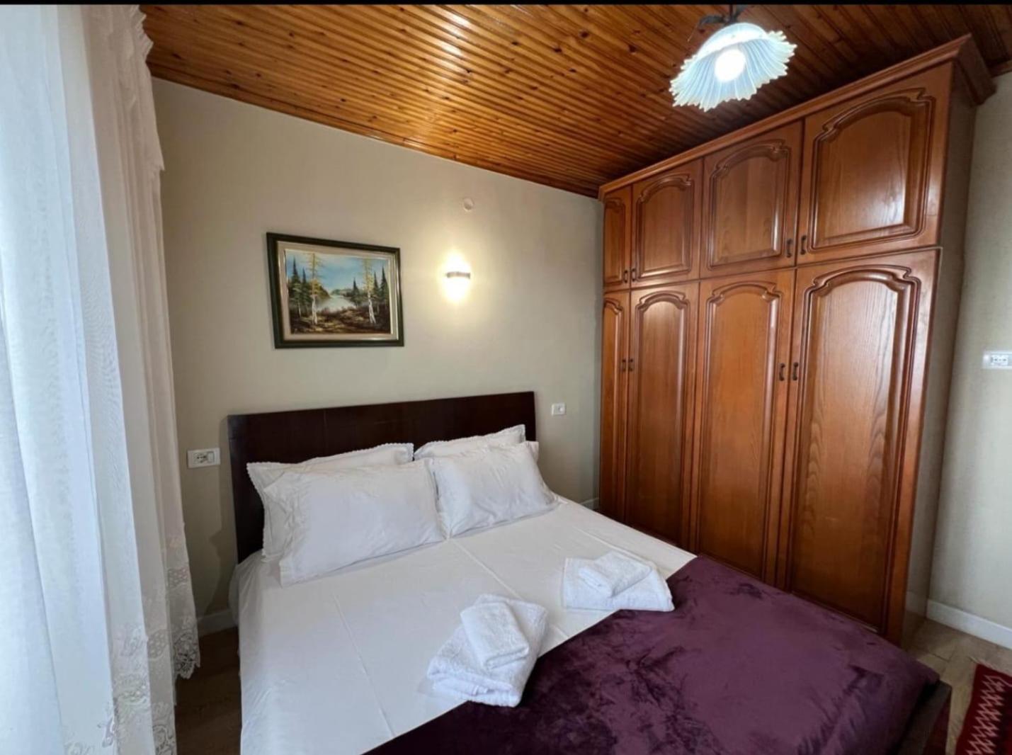 Garden Villa Guni