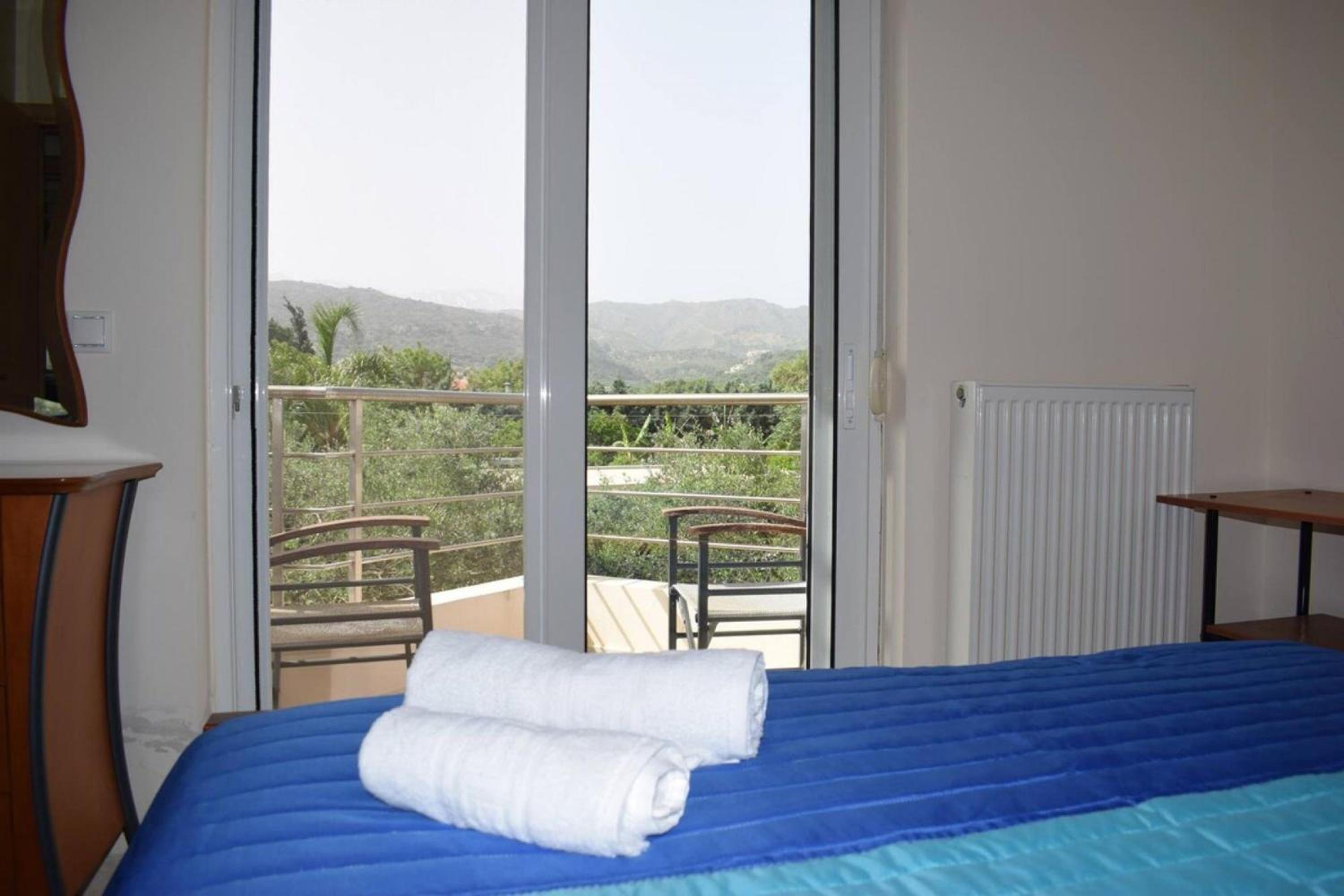 ILIAS VILLA IN CHANIA