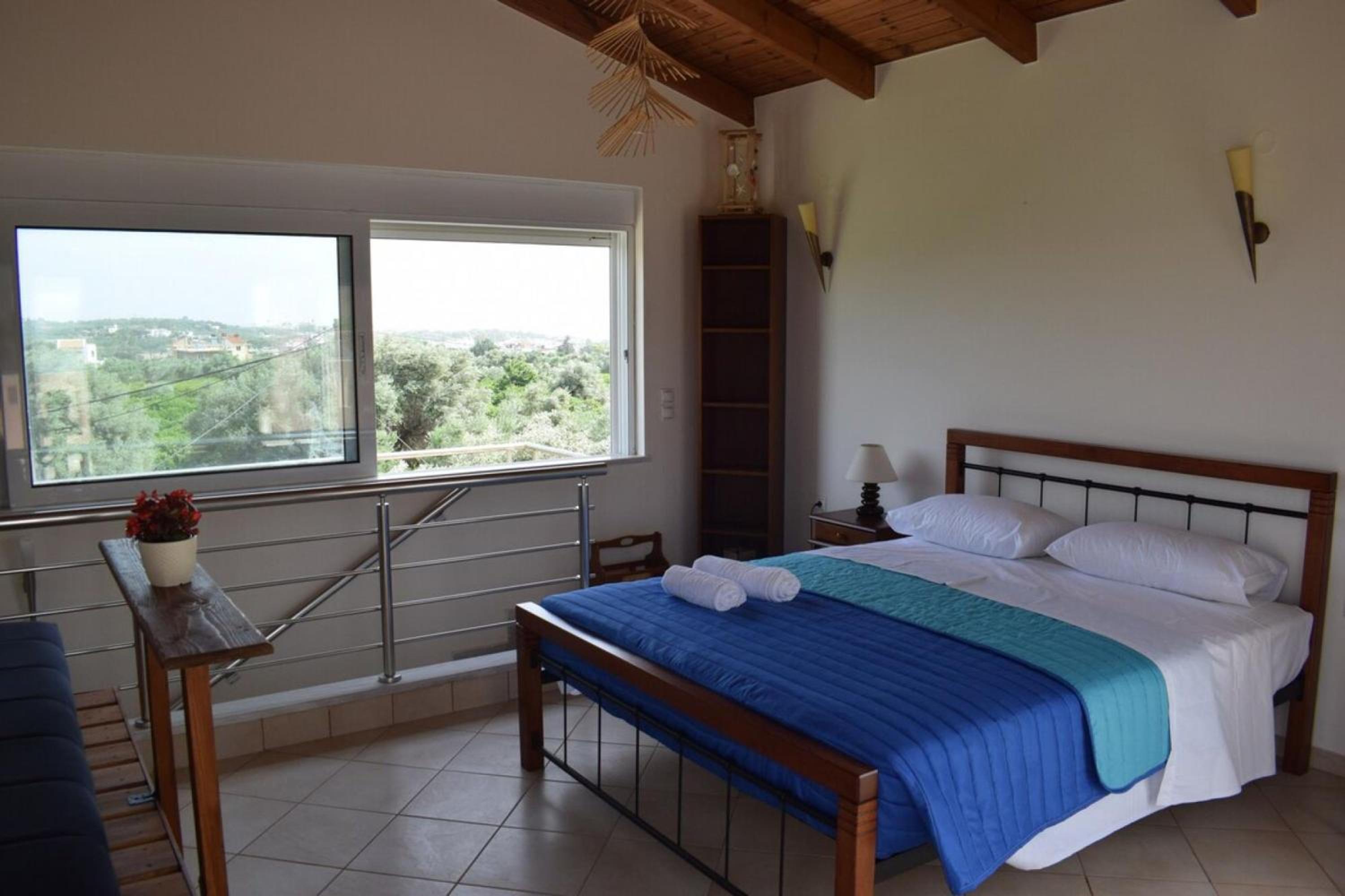 ILIAS VILLA IN CHANIA
