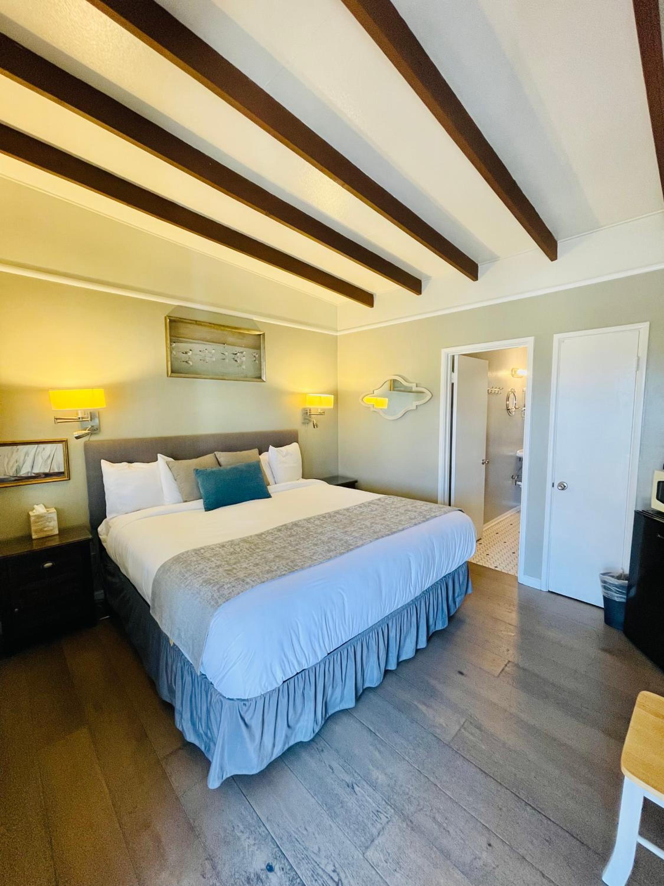 Pleasant Inn