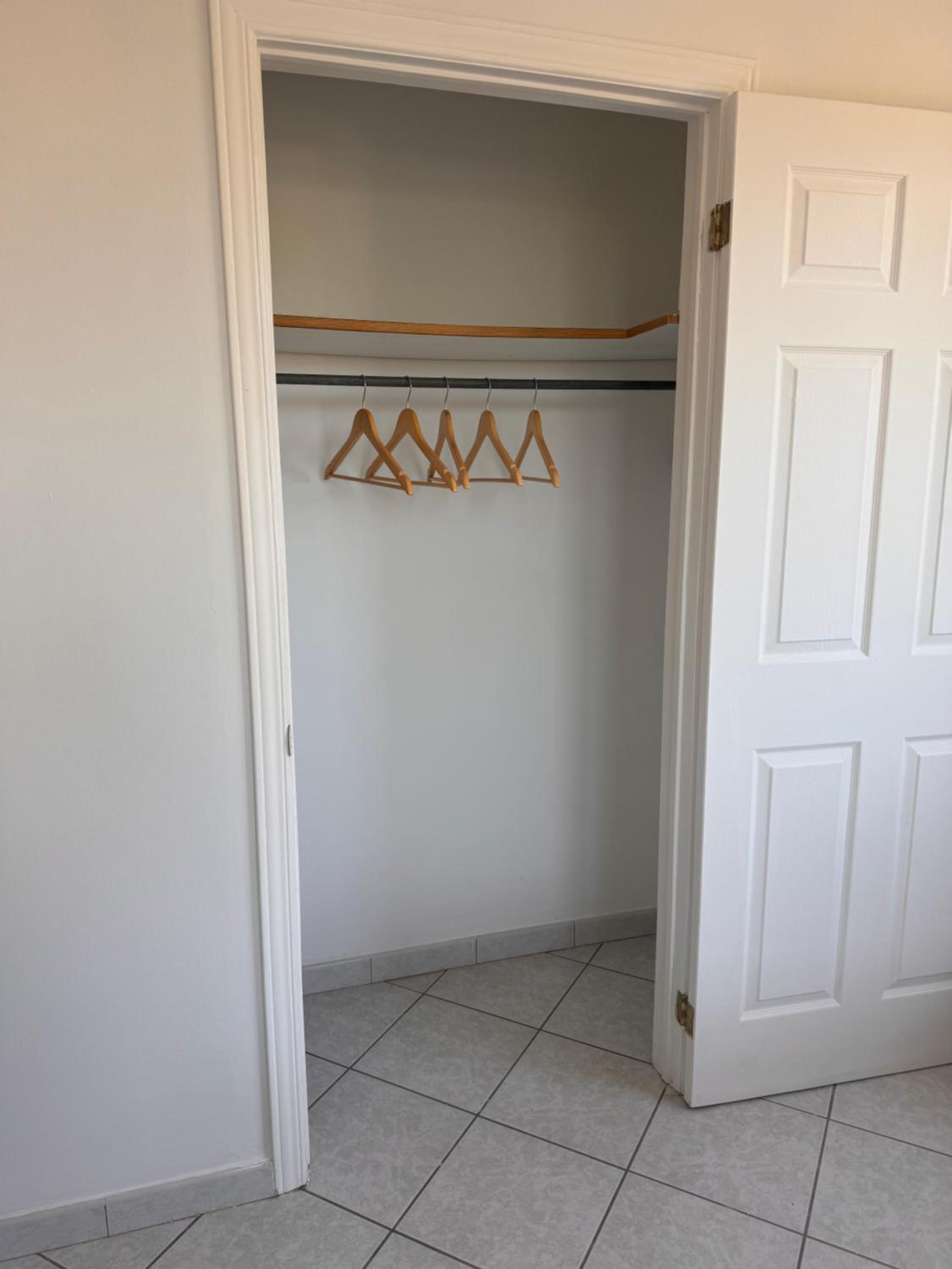 KAMARINOS apartment