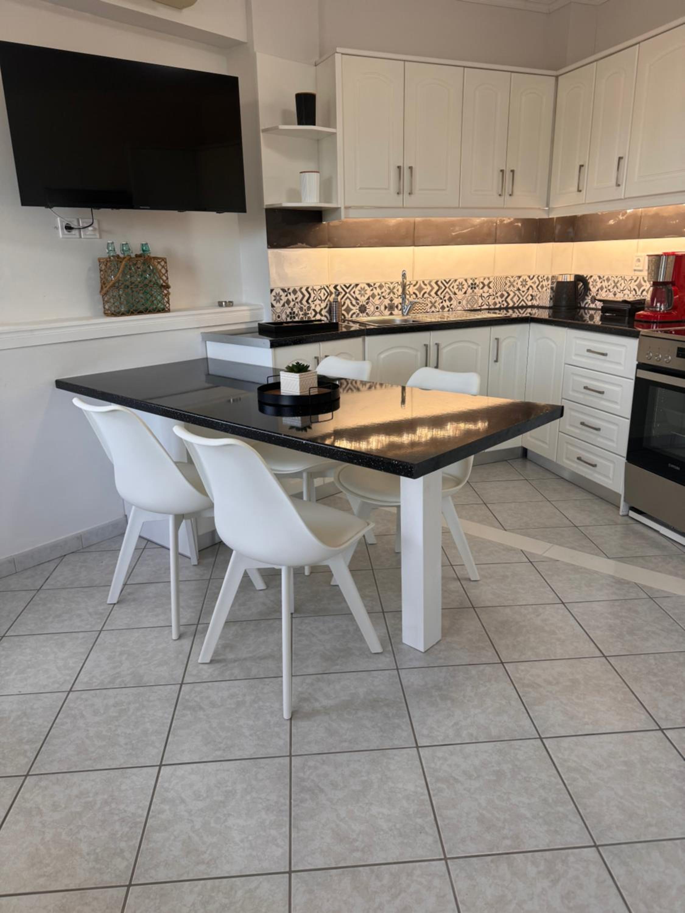 KAMARINOS apartment