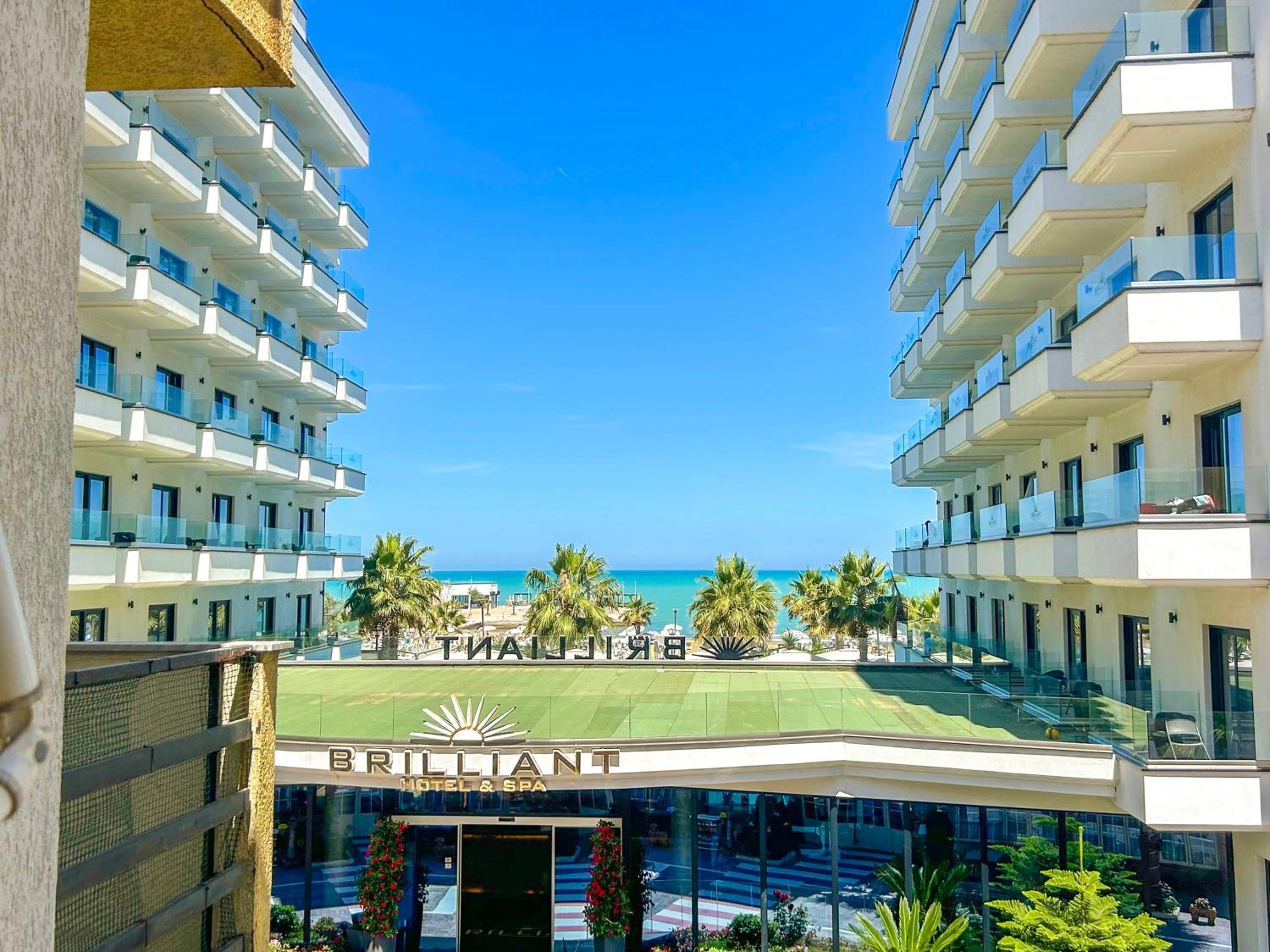 Two bedrooms, Top Location 972