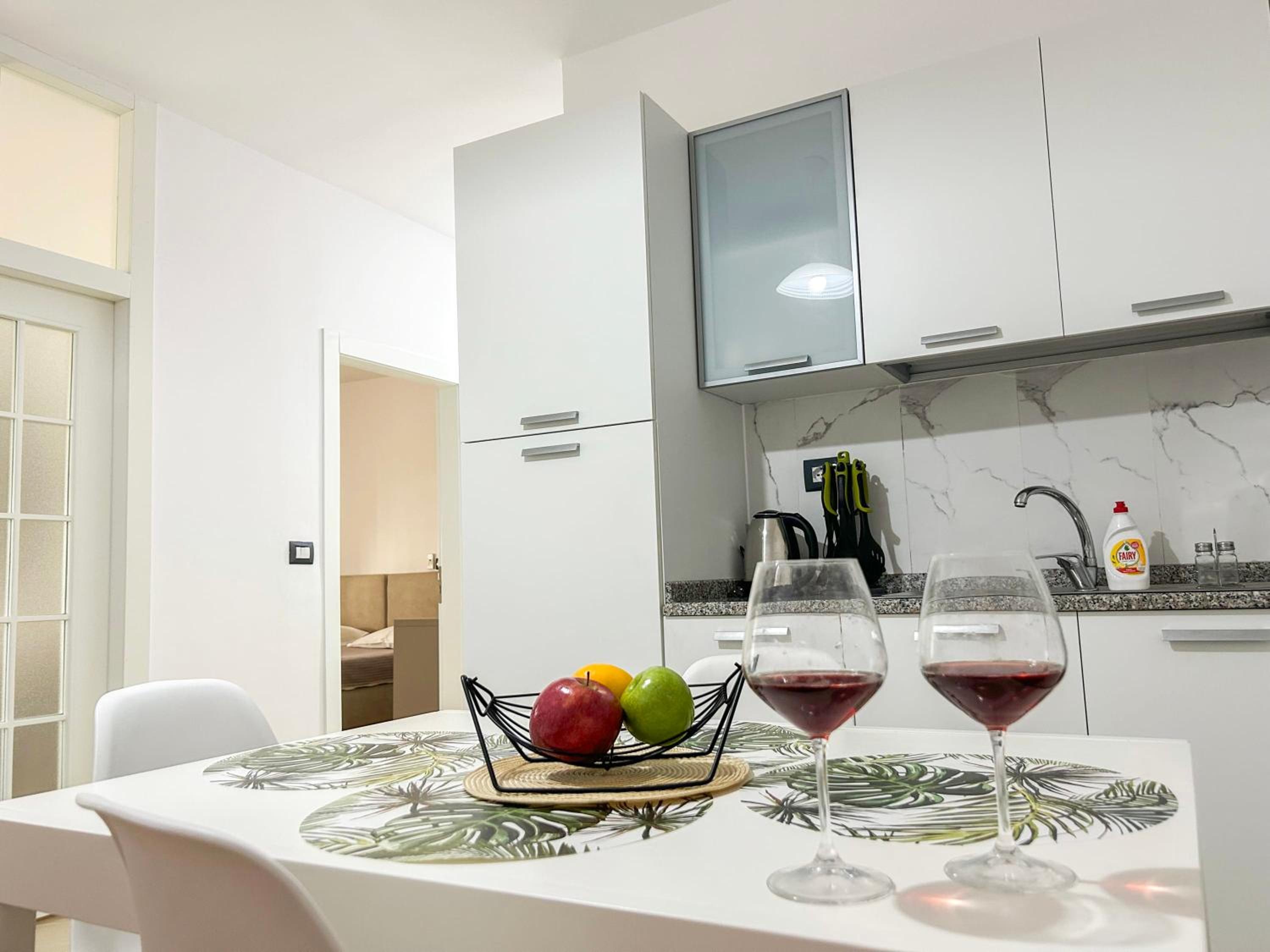 Two bedrooms, Top Location 972