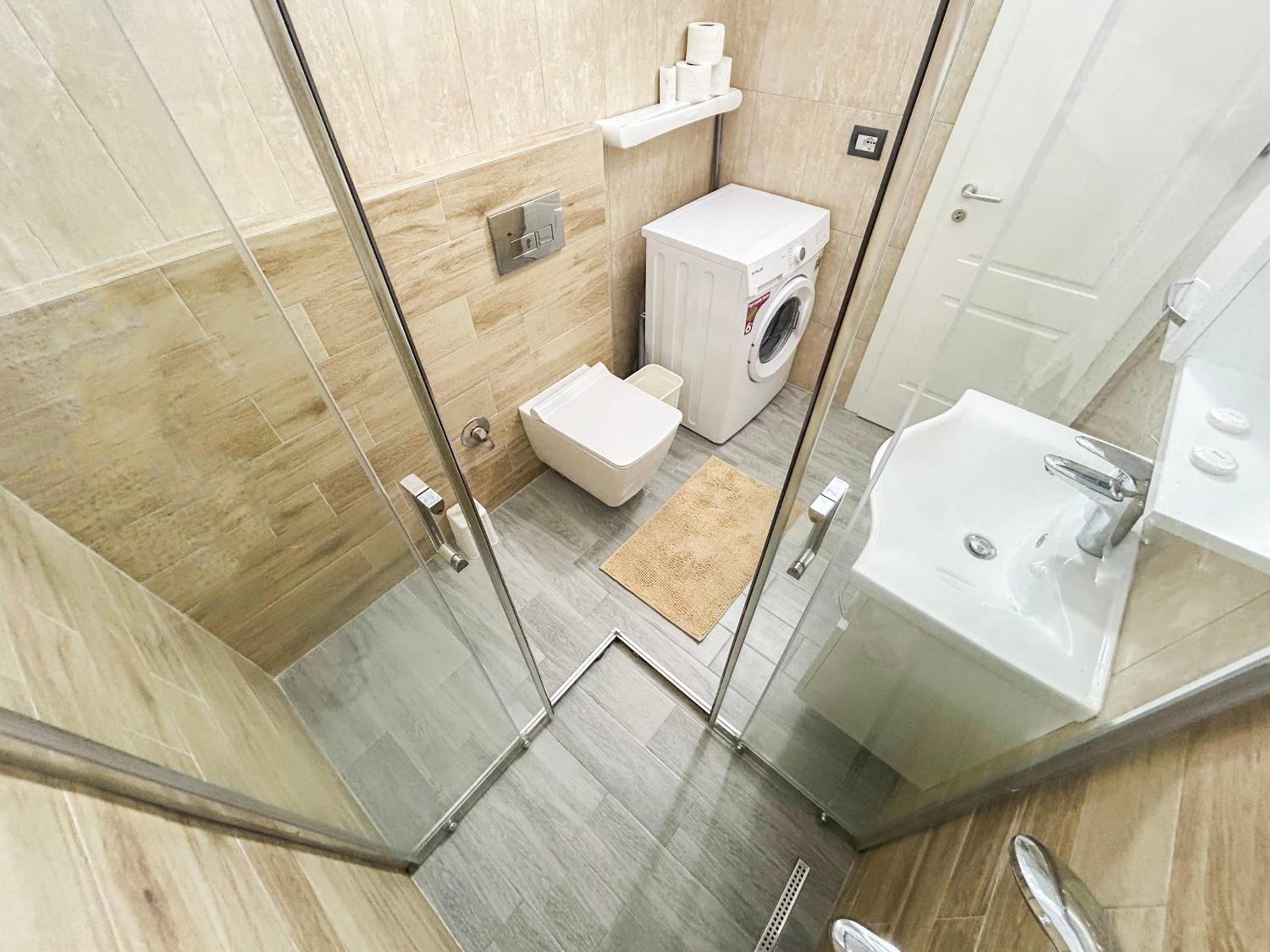 Two bedrooms, Top Location 972