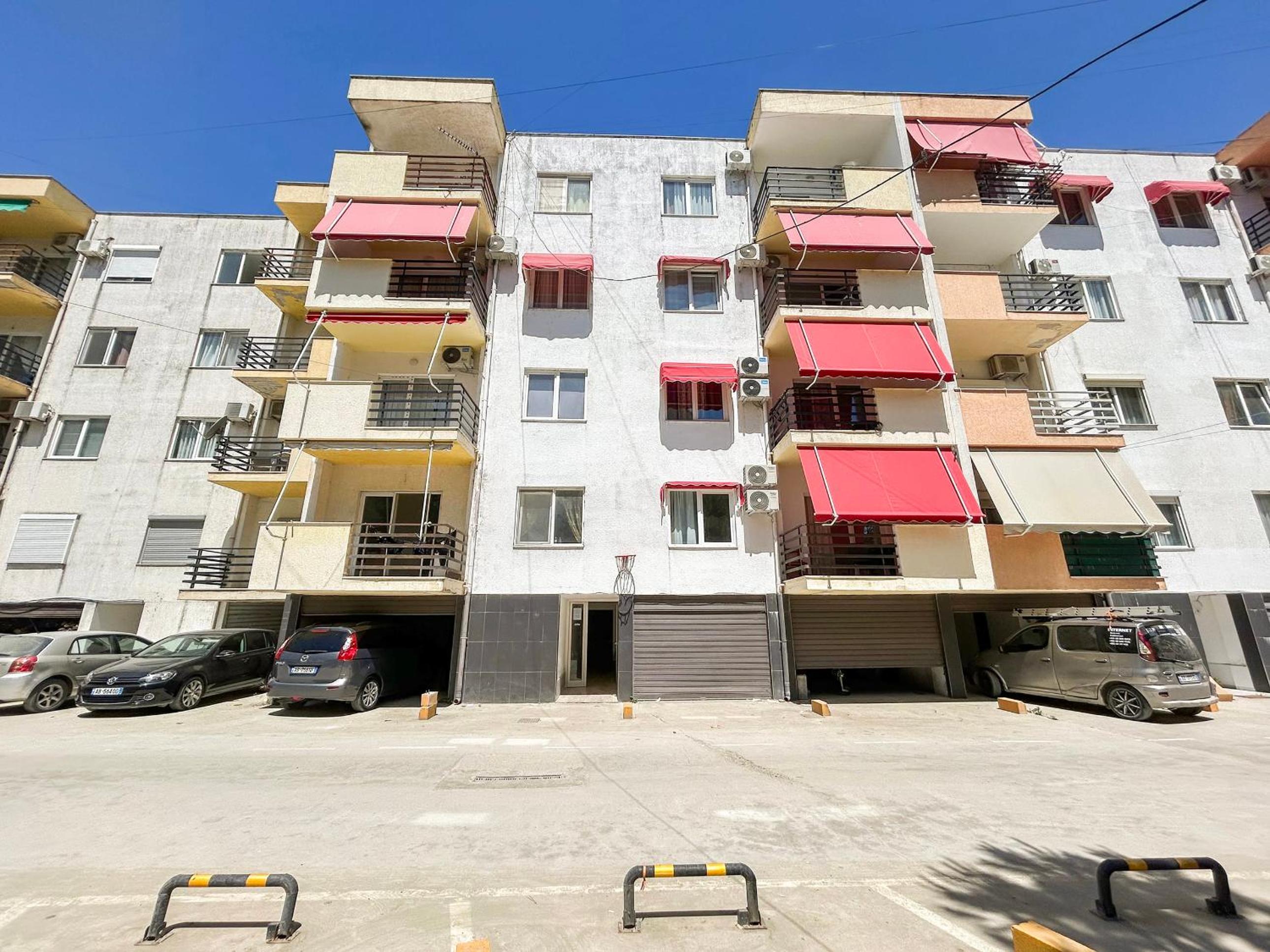 Two bedrooms, Top Location 972