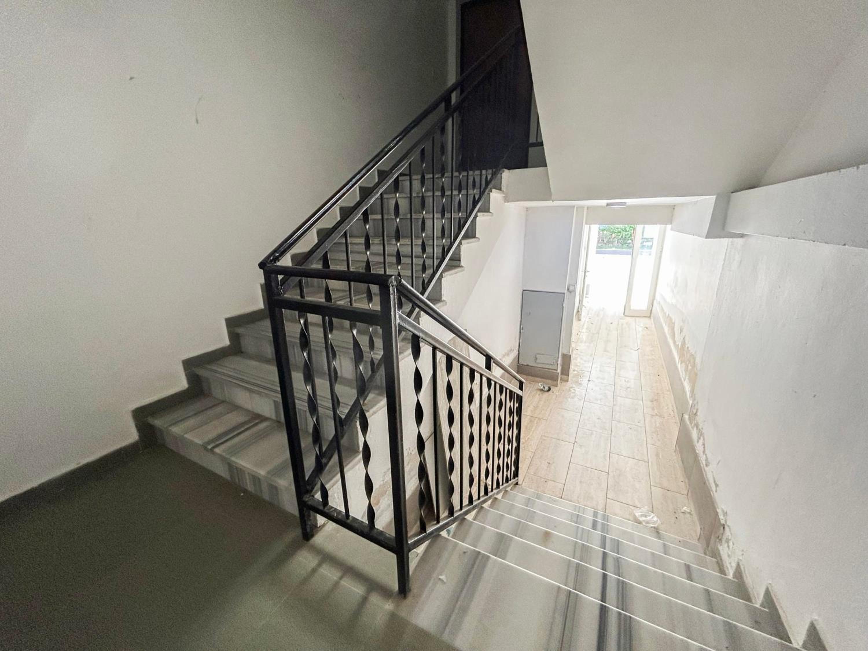 Two bedrooms, Top Location 972