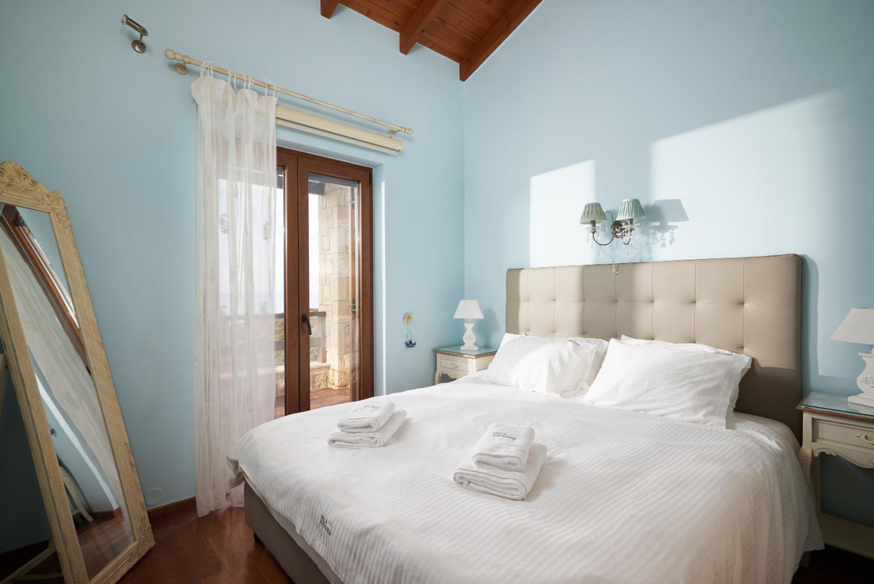 Villa Paradissi in Crete view 3