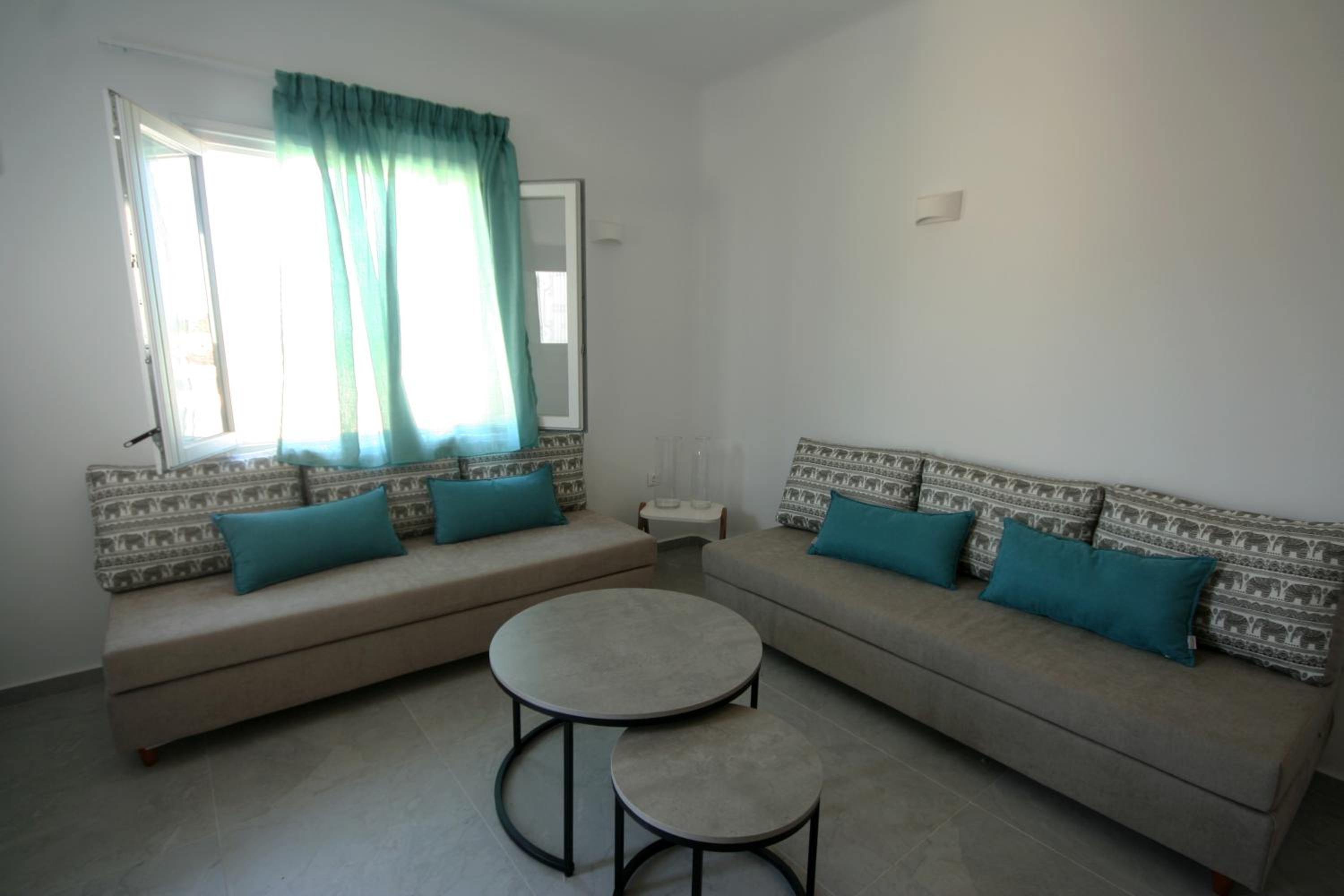 Sand Rocks Apartment