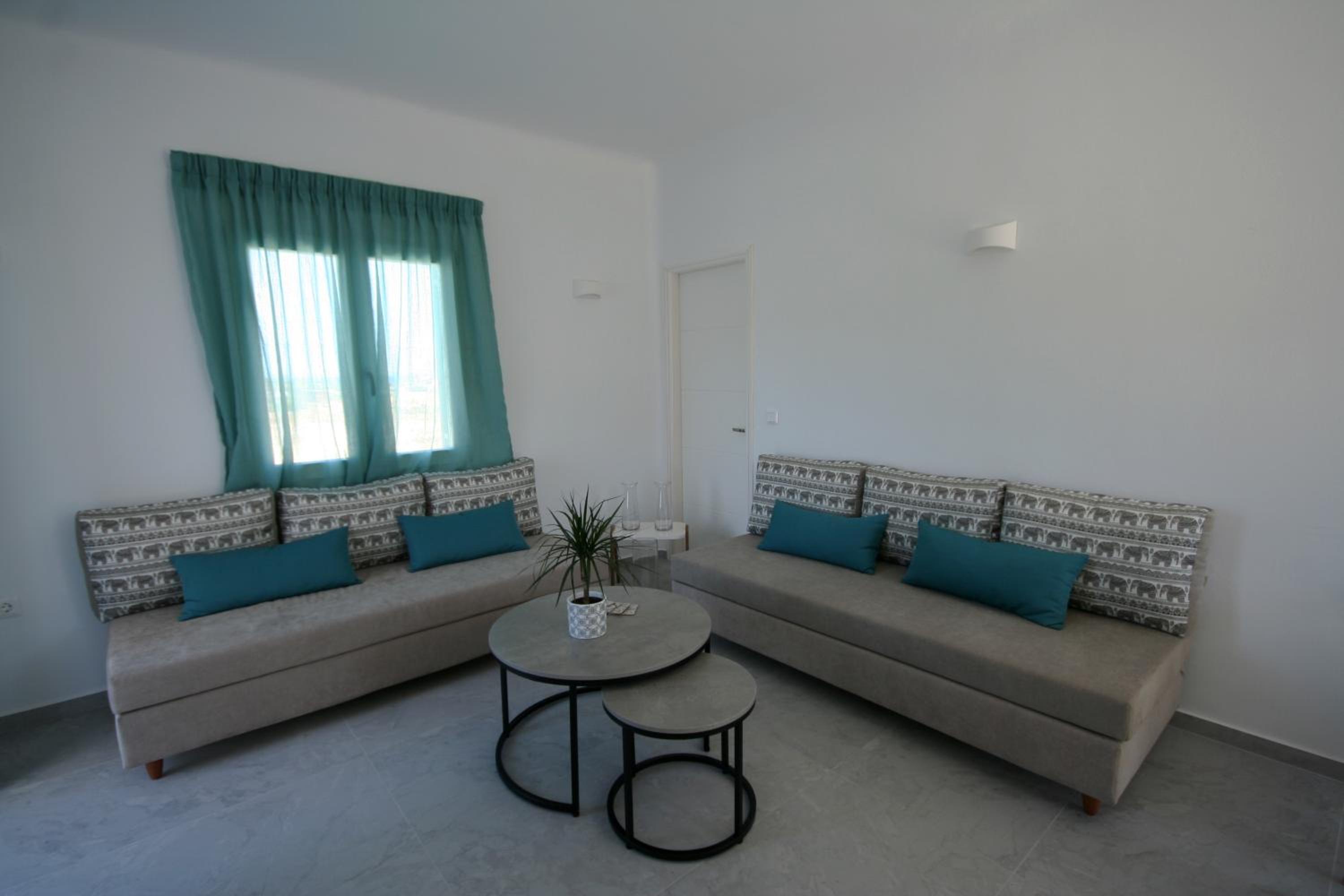 Sand Rocks Apartment