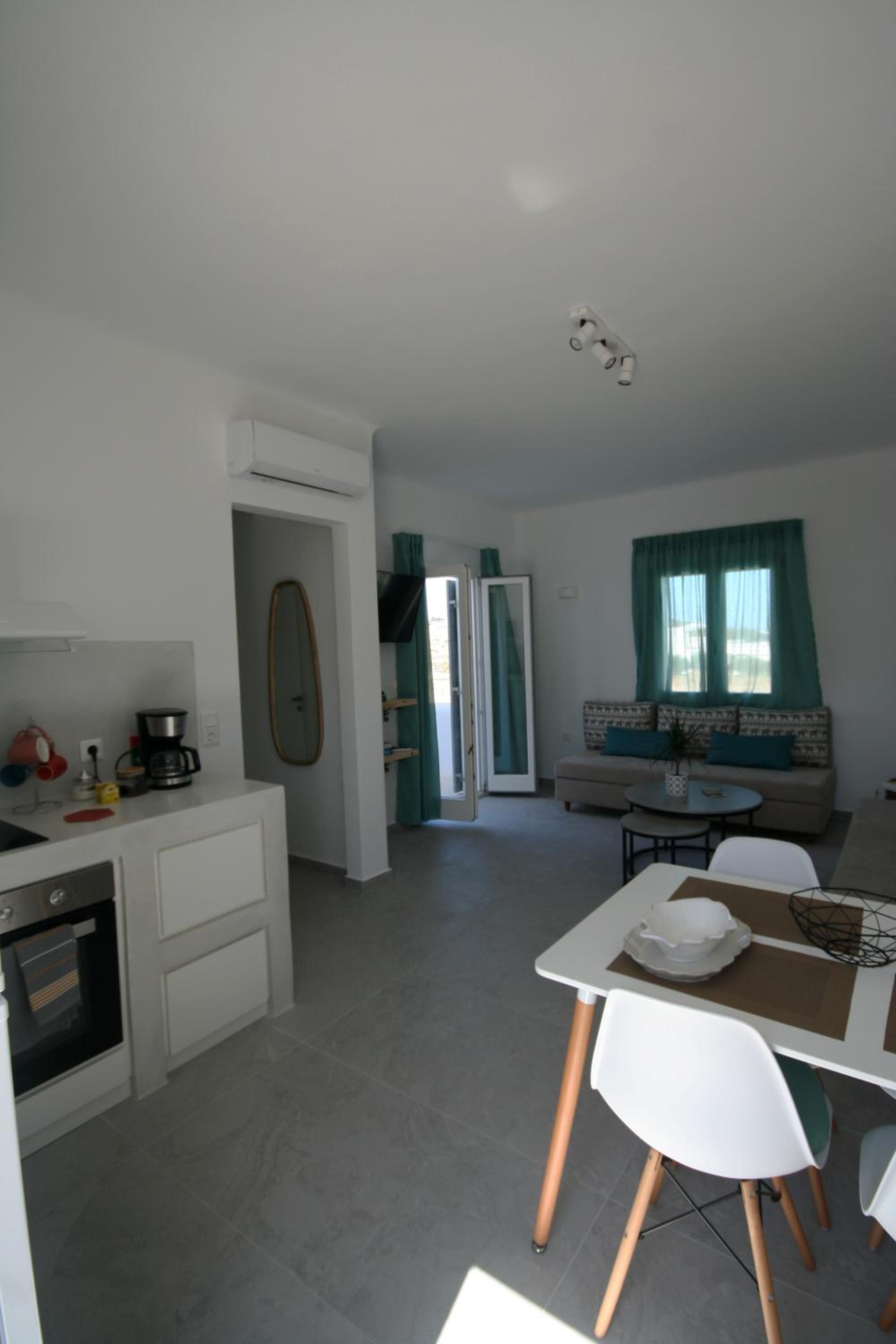 Sand Rocks Apartment
