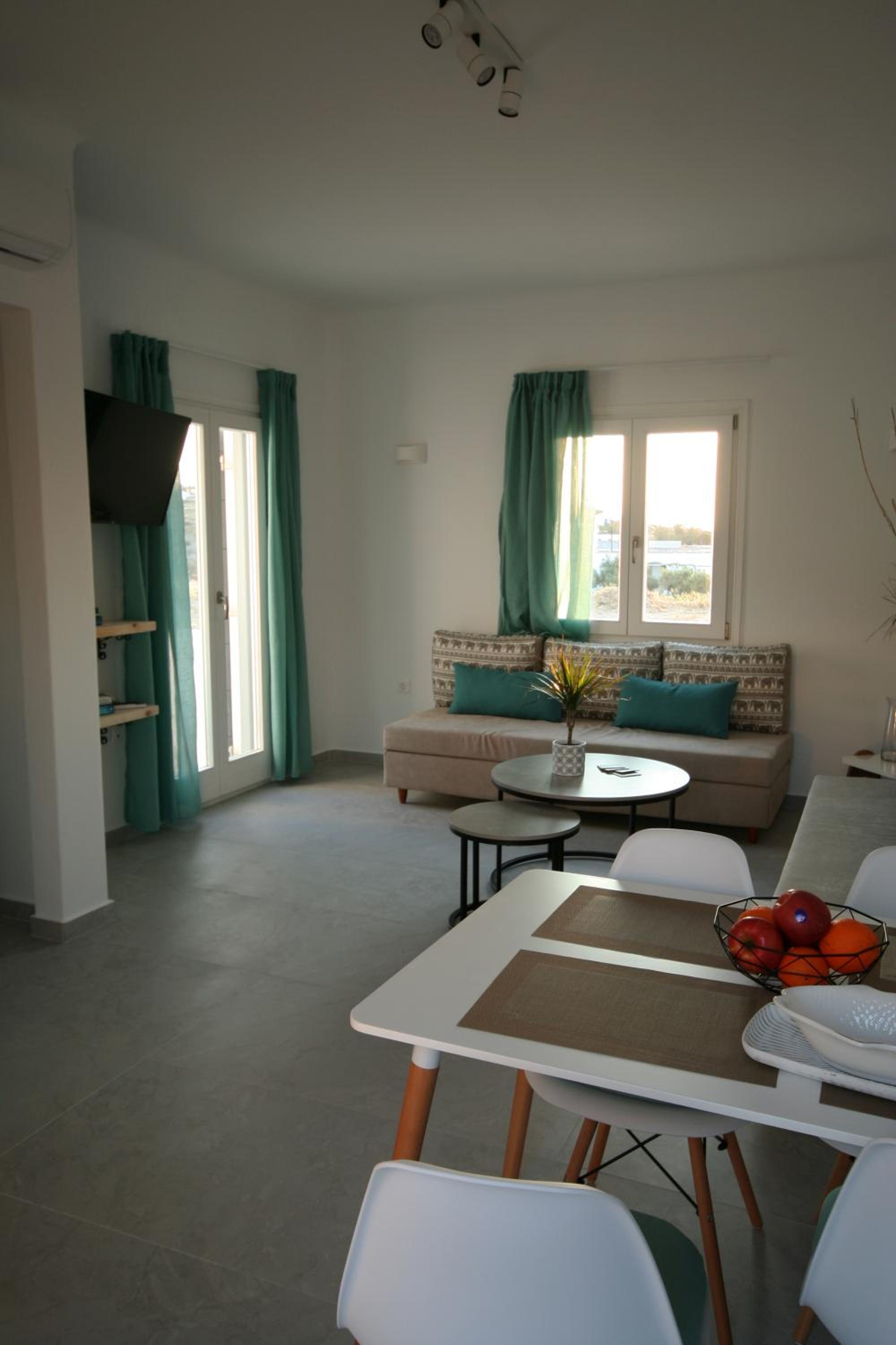 Sand Rocks Apartment