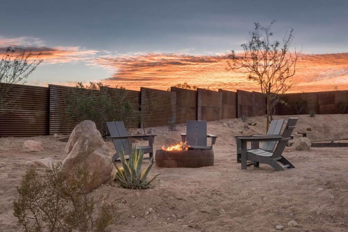 Hightail House- Heated Pool & Spa Joshua Tree view 4