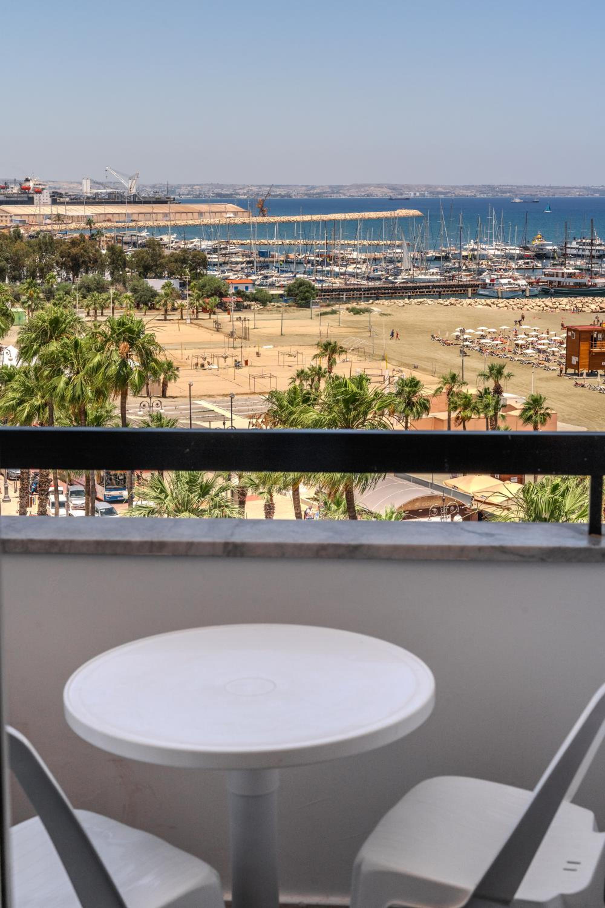 Finikoudes Seaview Vibe 1 Bdr Flat