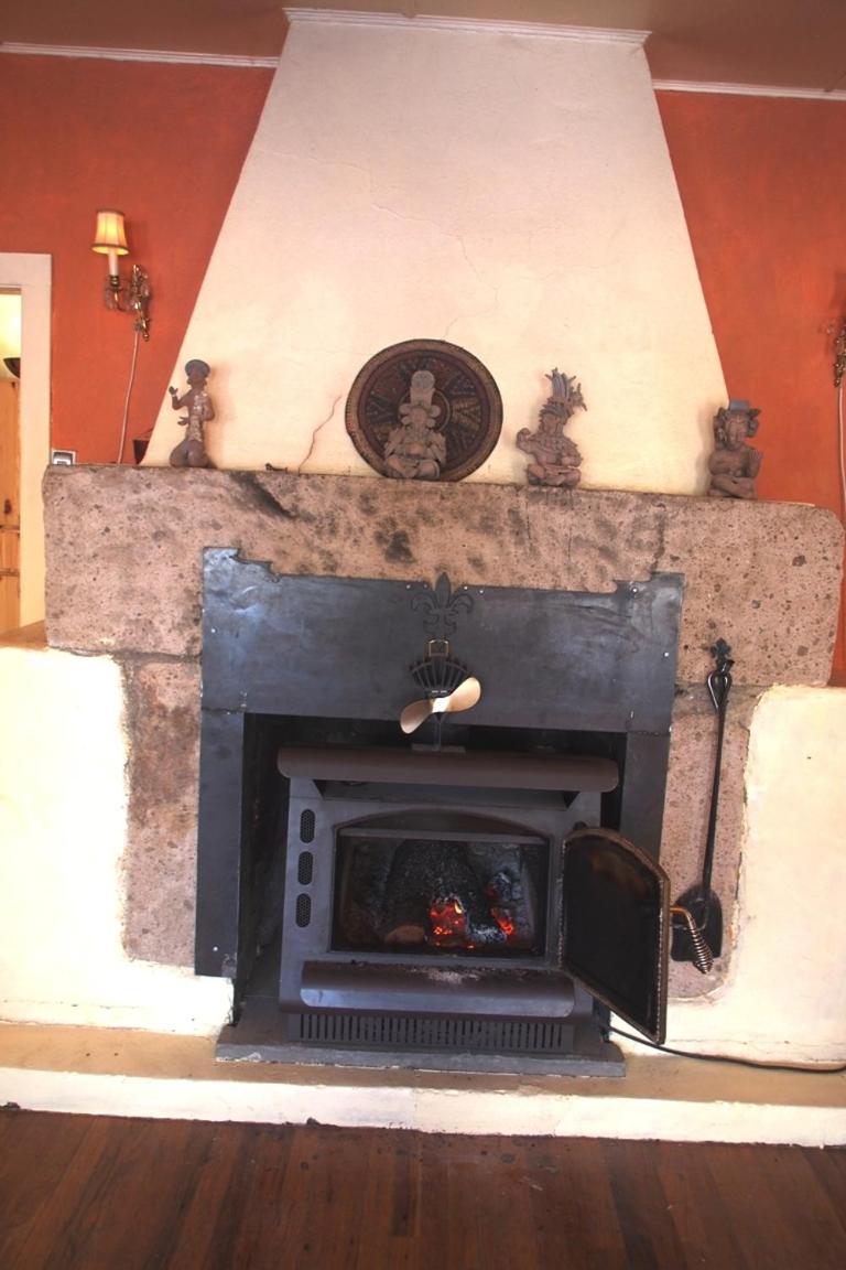 Taos Goji Farm & Eco-Lodge Retreat