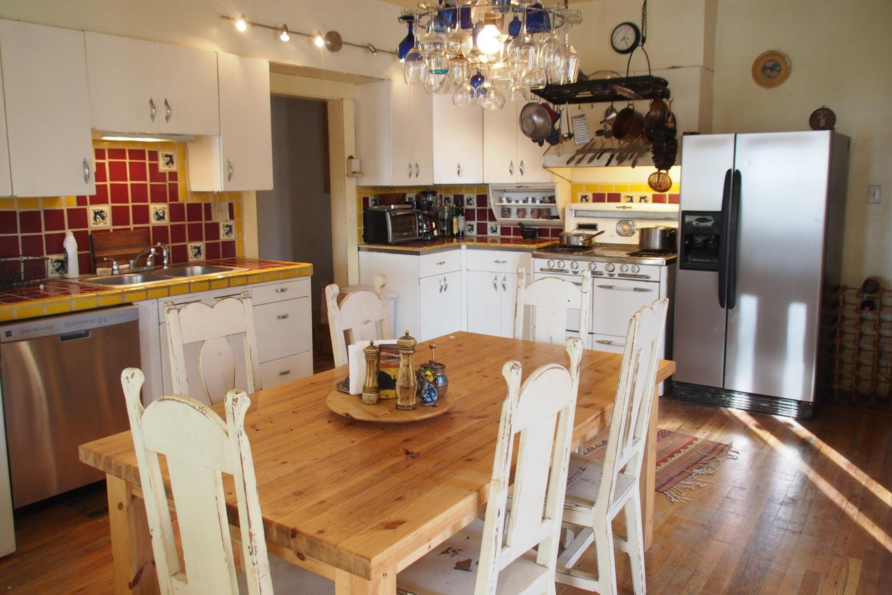 Taos Goji Farm & Eco-Lodge Retreat