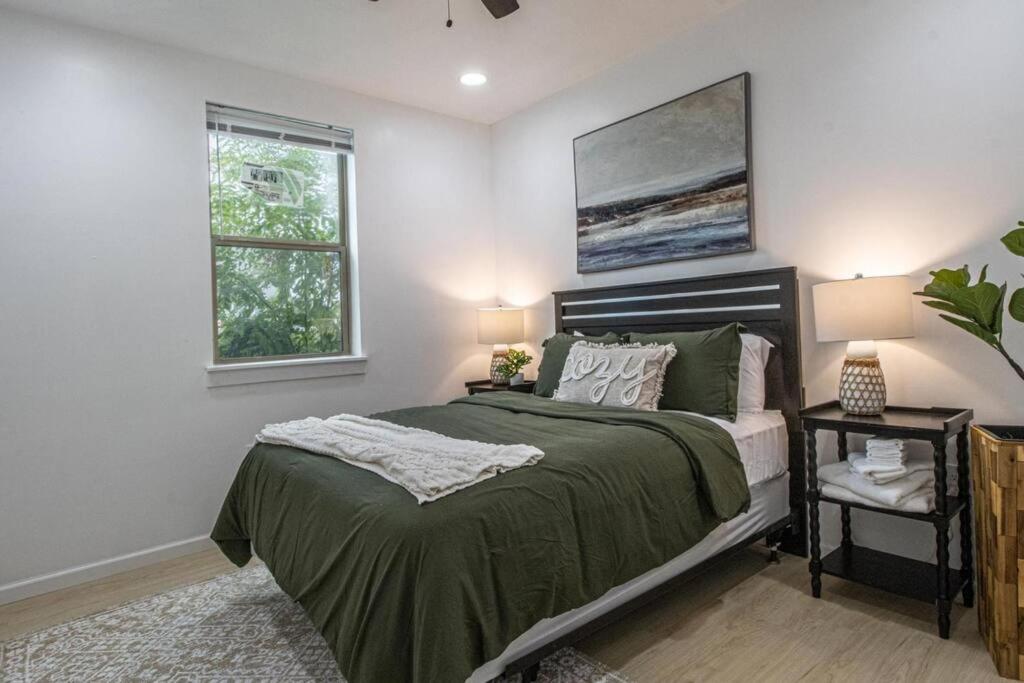 Luxury Blue Loft Downtown NOLA view 4