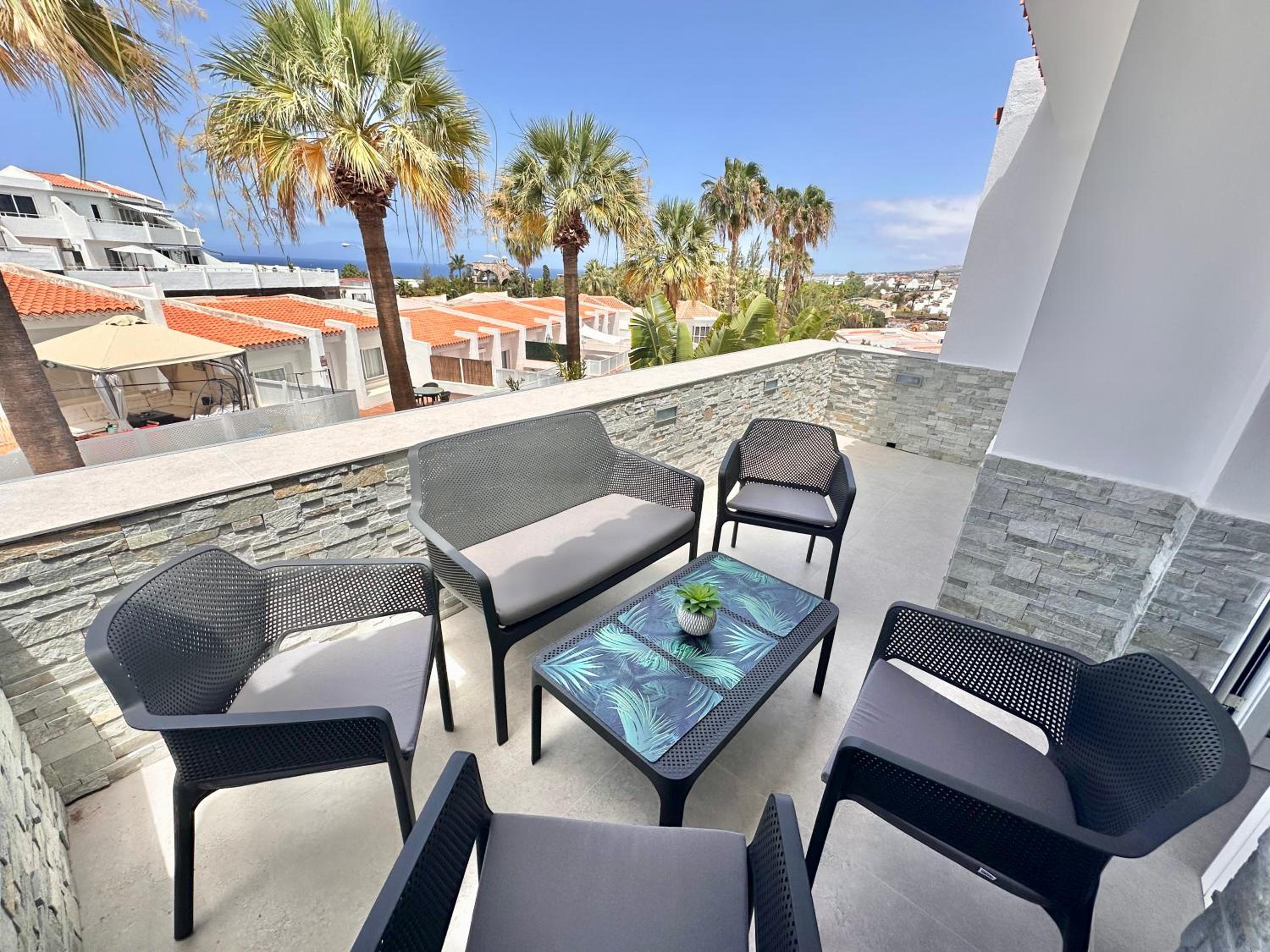 Luxury renevapartment island village view 4