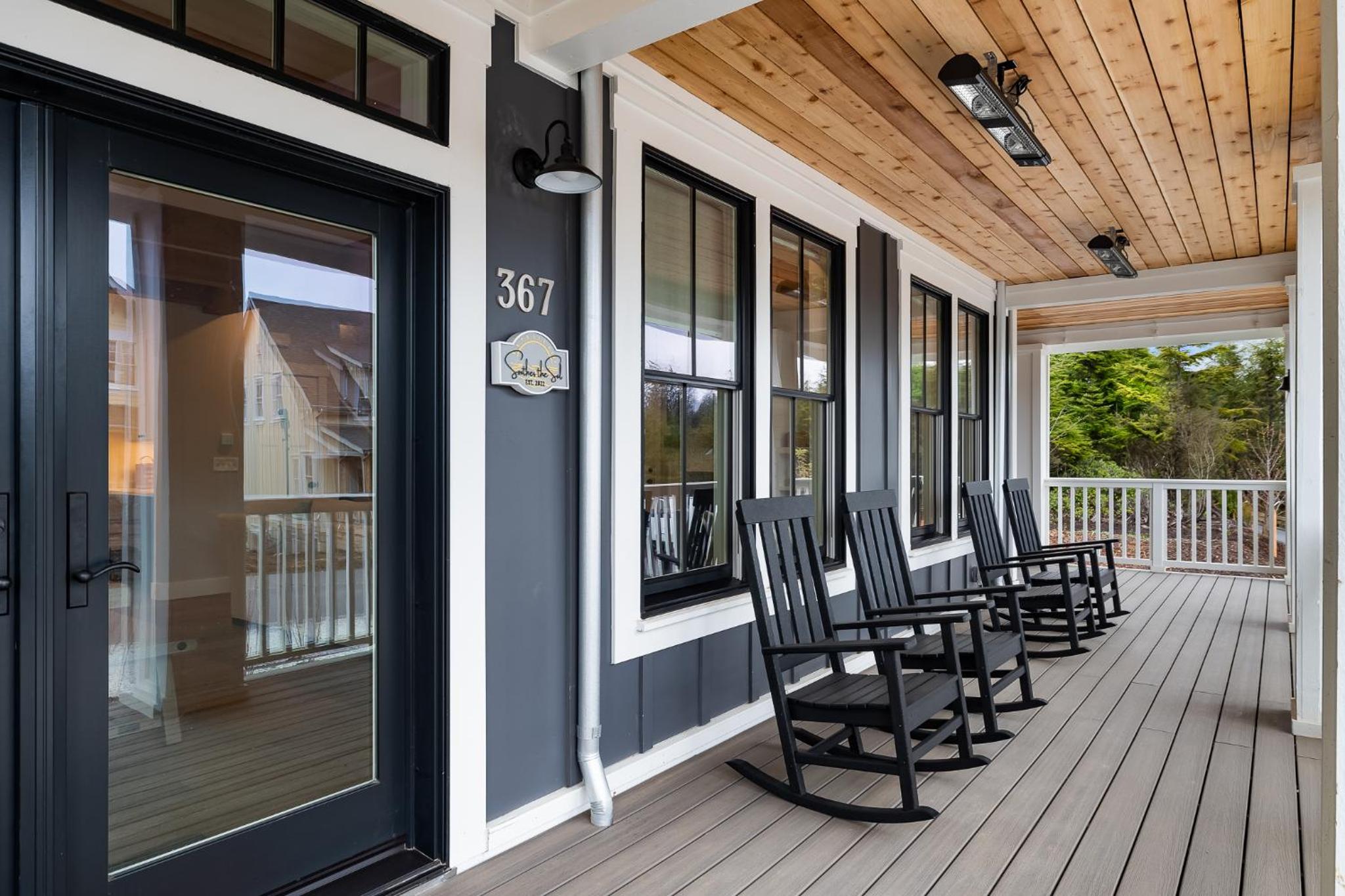 Soothes the Sol by Seabrook Hospitality view 3