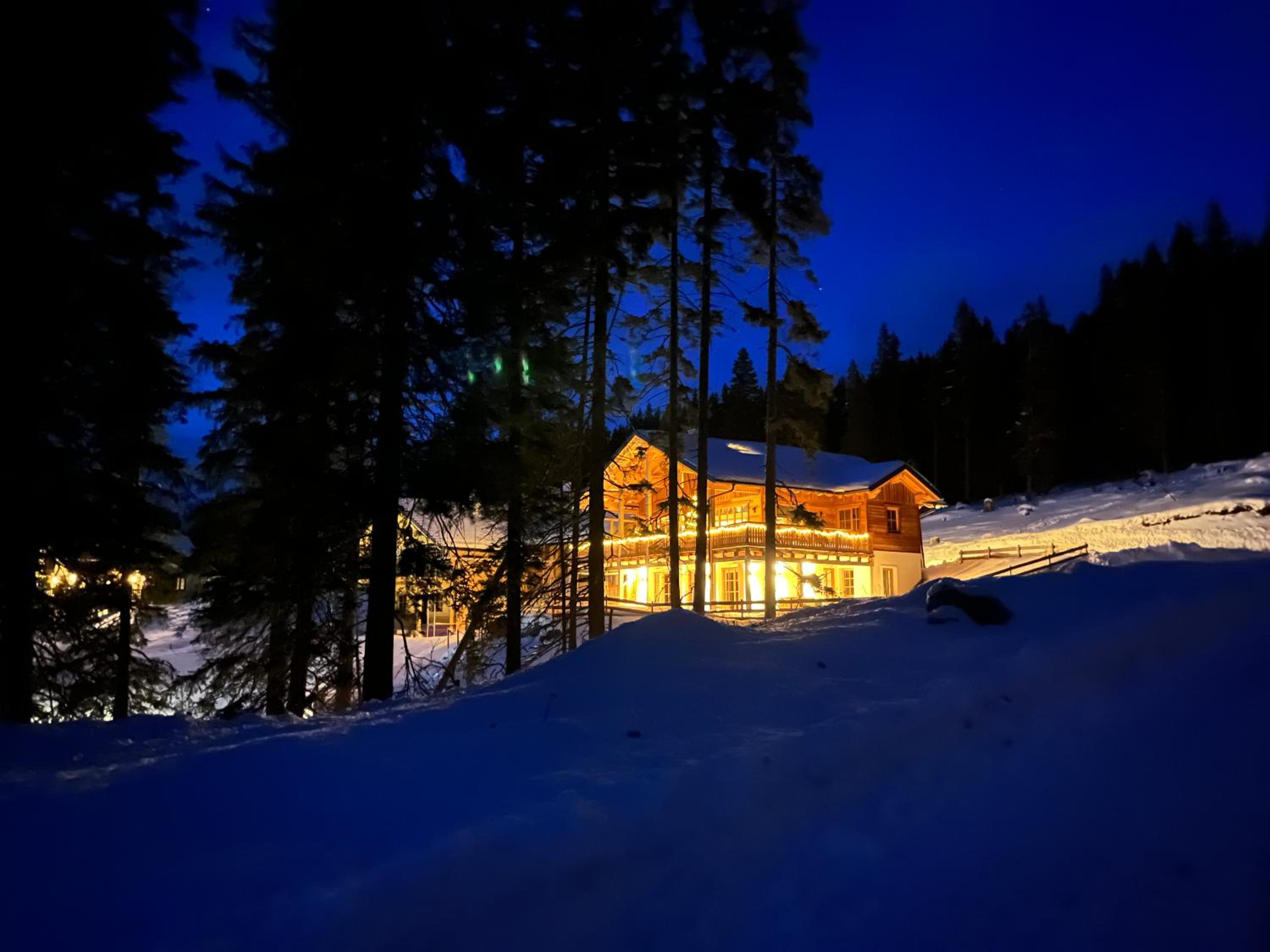 Sonnberg Chalet - Entspannung pur im Luxus Chalet mit Whirlpool-Sauna