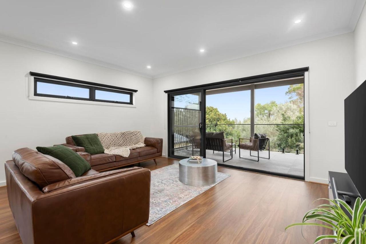 NEW Portarlington Holiday Home