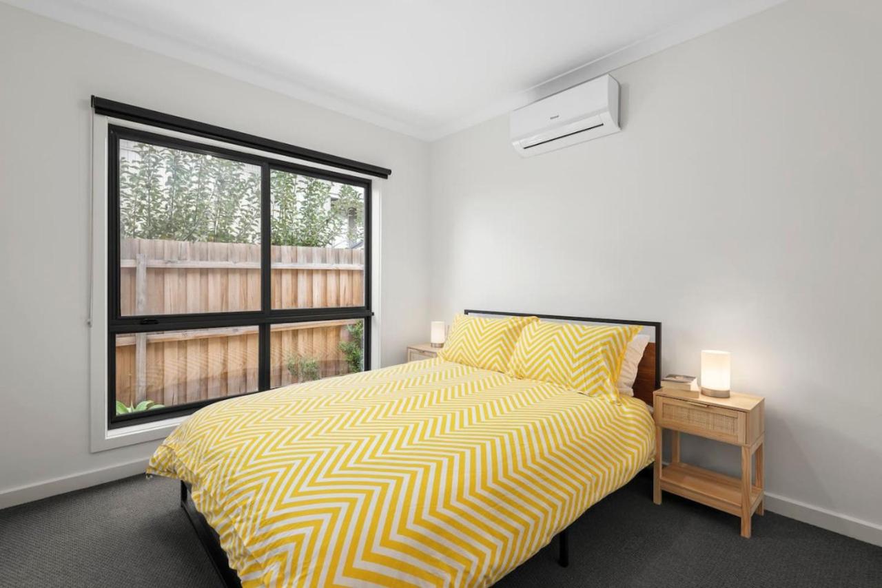 NEW Portarlington Holiday Home