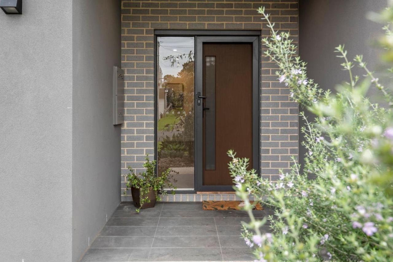 NEW Portarlington Holiday Home