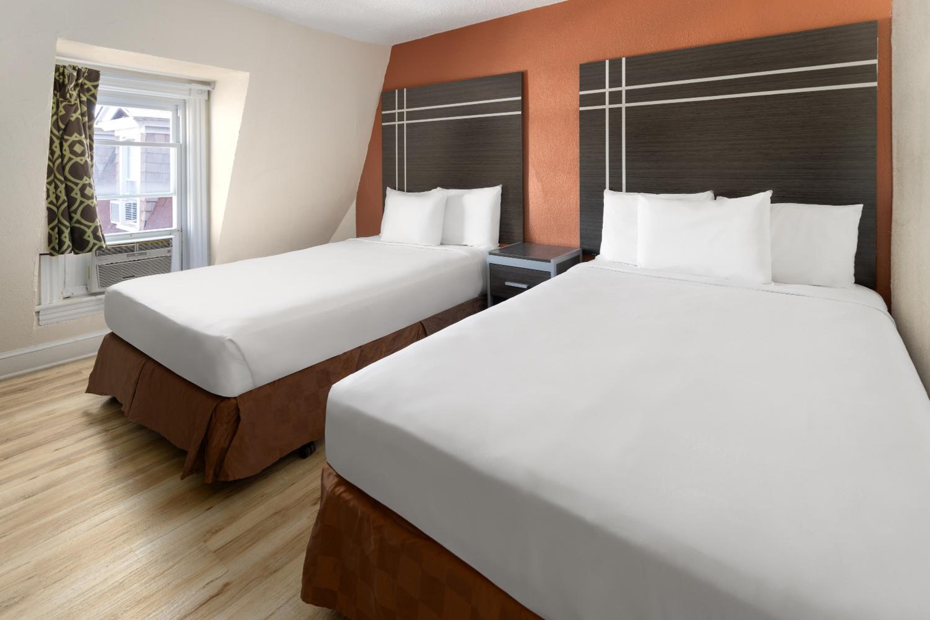 Wildwood Inn Hotel Beach & Boardwalk