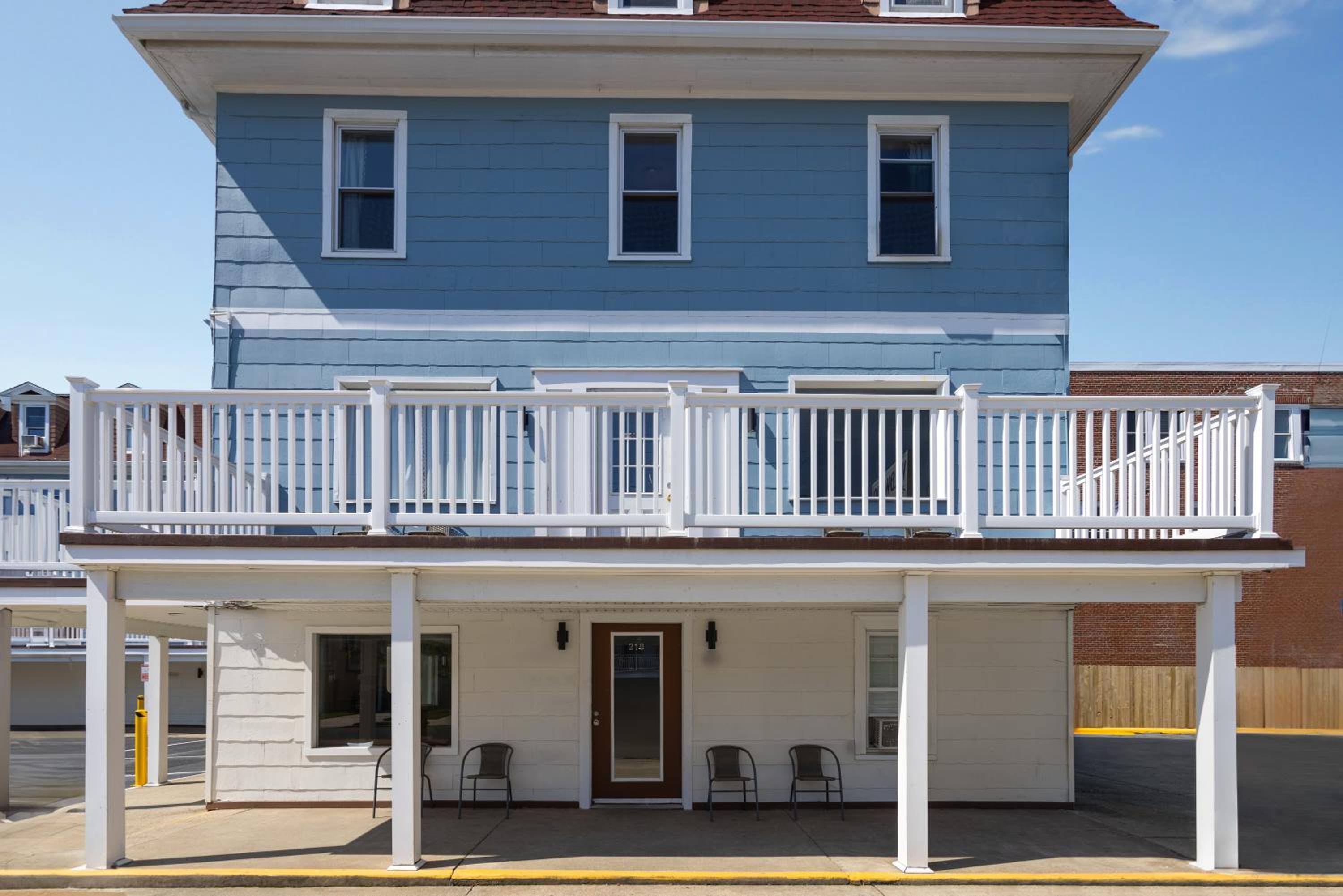 Wildwood Inn Hotel Beach & Boardwalk