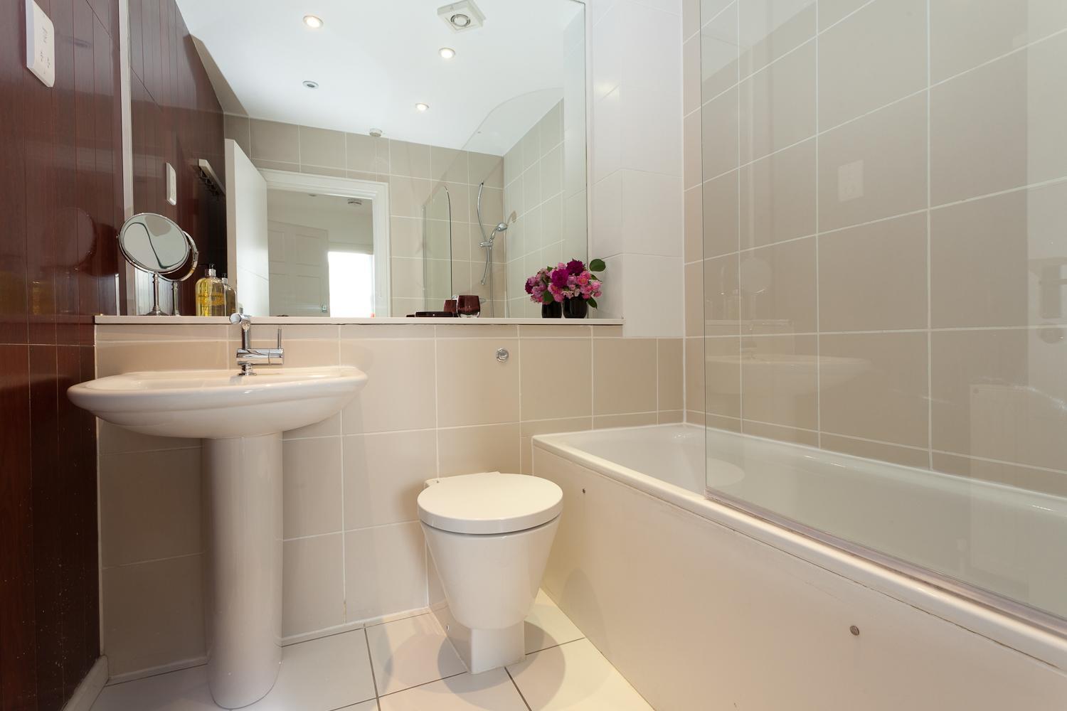 118 Brondesbury Road Apartments