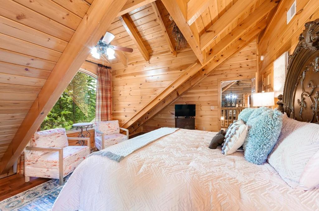 Legend Crest Lodge by Eden Crest