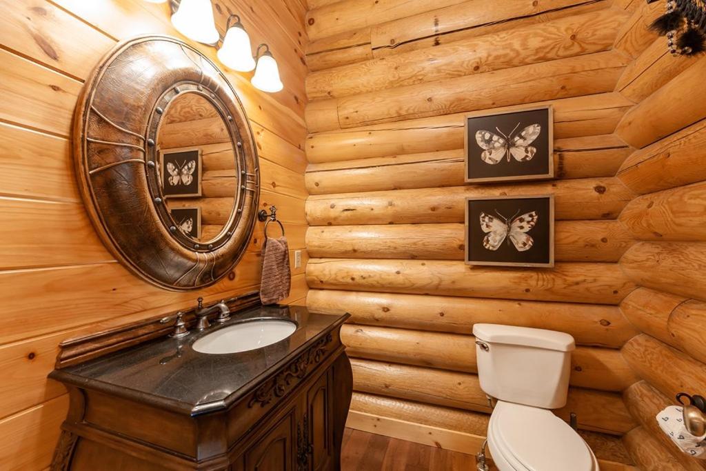 Legend Crest Lodge by Eden Crest
