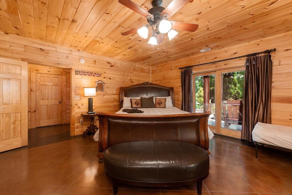 Legend Crest Lodge by Eden Crest