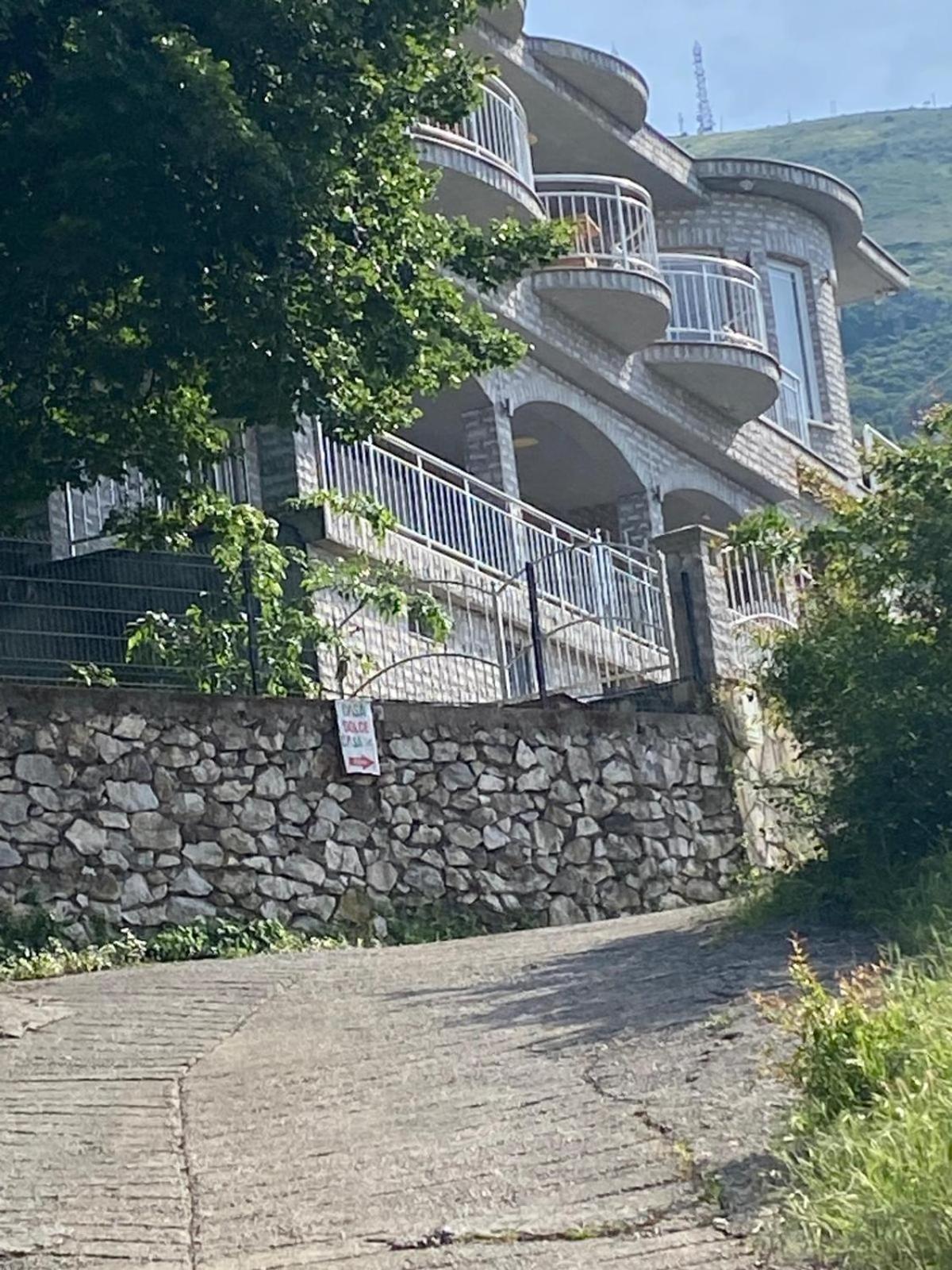 Hyka Stone House Shkoder