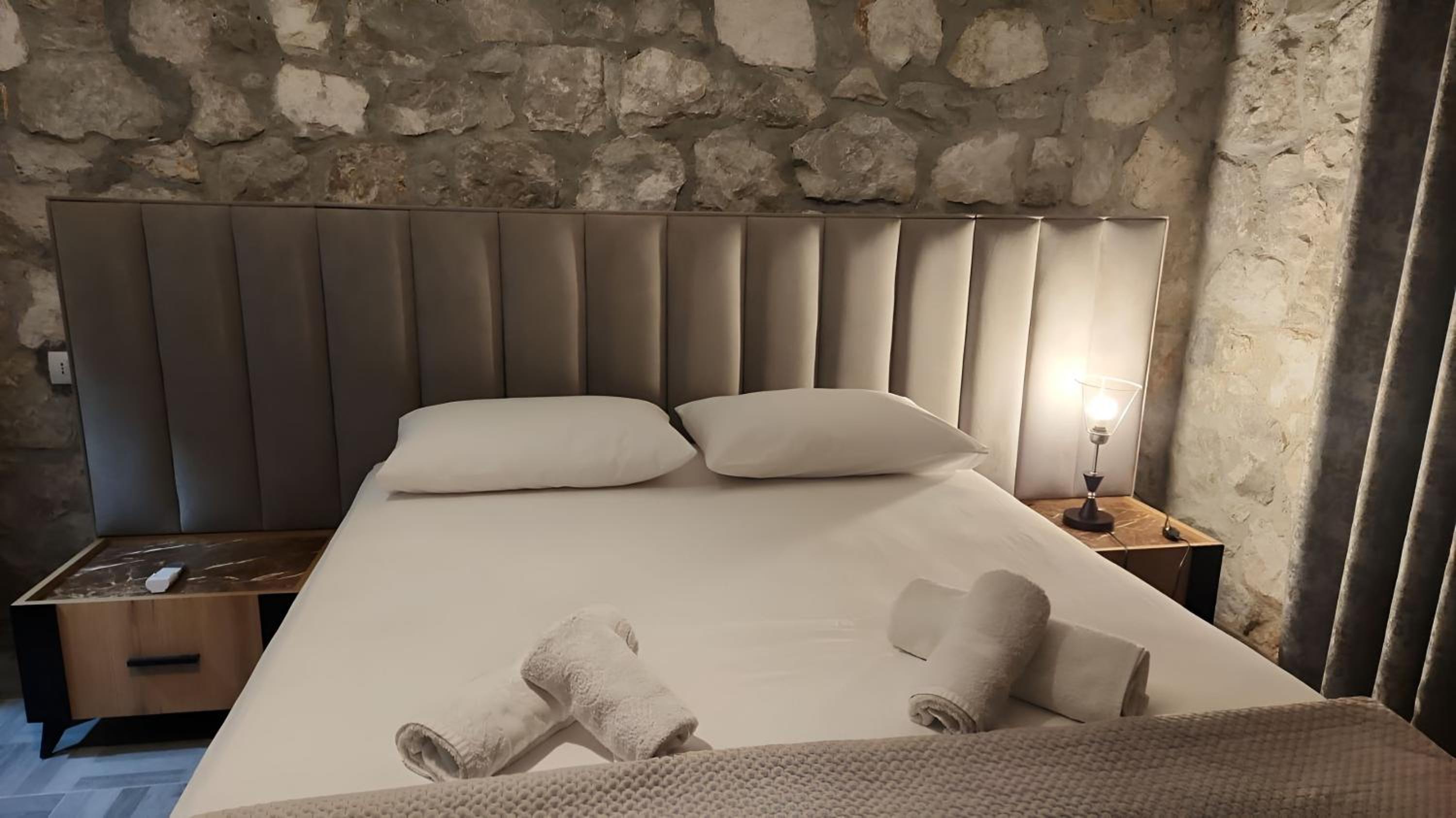 Hyka Stone House Shkoder