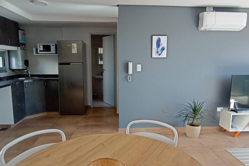 Bright and spacious apartment in Mendoza.