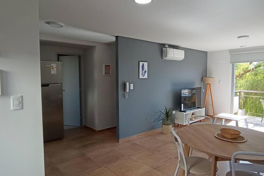 Bright and spacious apartment in Mendoza.