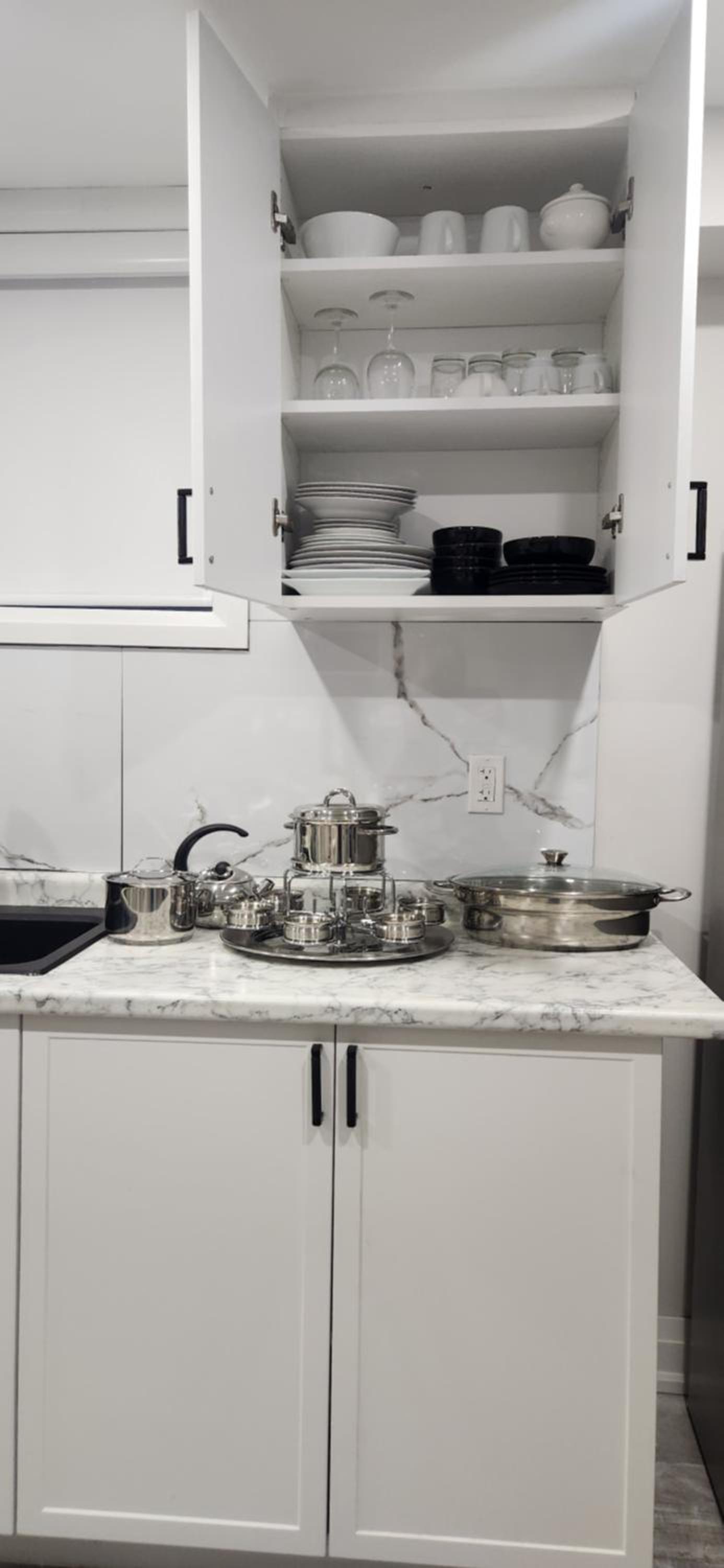 Kitchener Vacations - Cozy 2 Bedroom Home with Private Side Entrance  Self Check-in Kitchener - Property Image 23