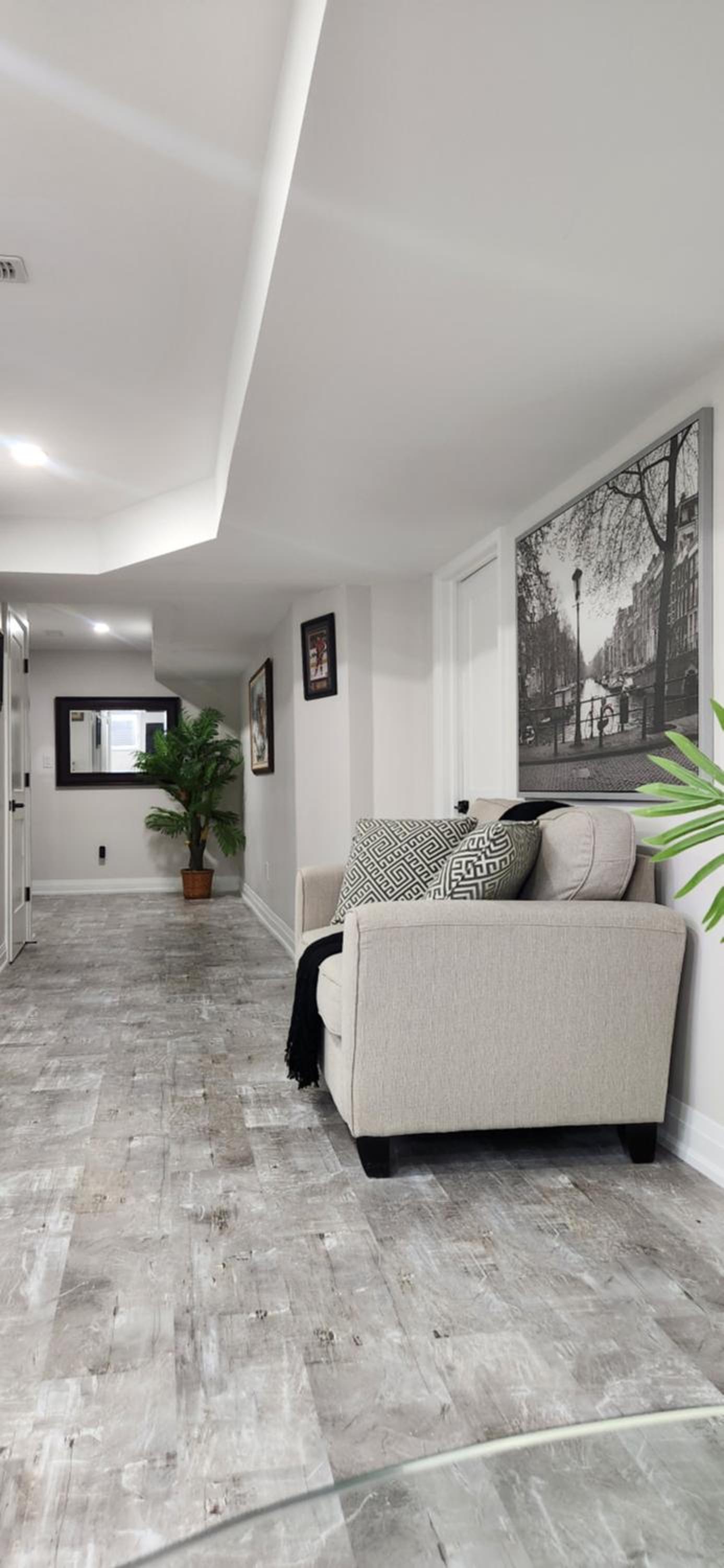 Kitchener Vacations - Cozy 2 Bedroom Home with Private Side Entrance  Self Check-in Kitchener - Property Image 38