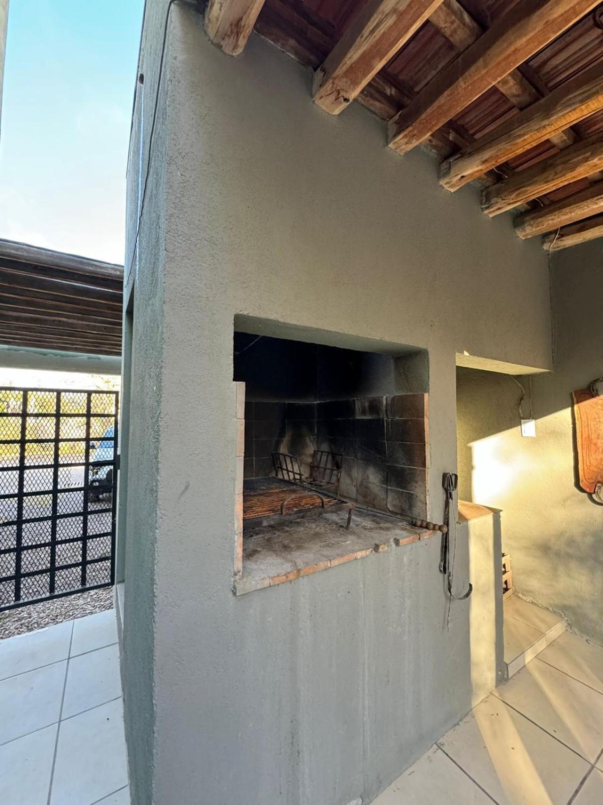 Casa en callejón privado en Chacras de Coria con bicicleta