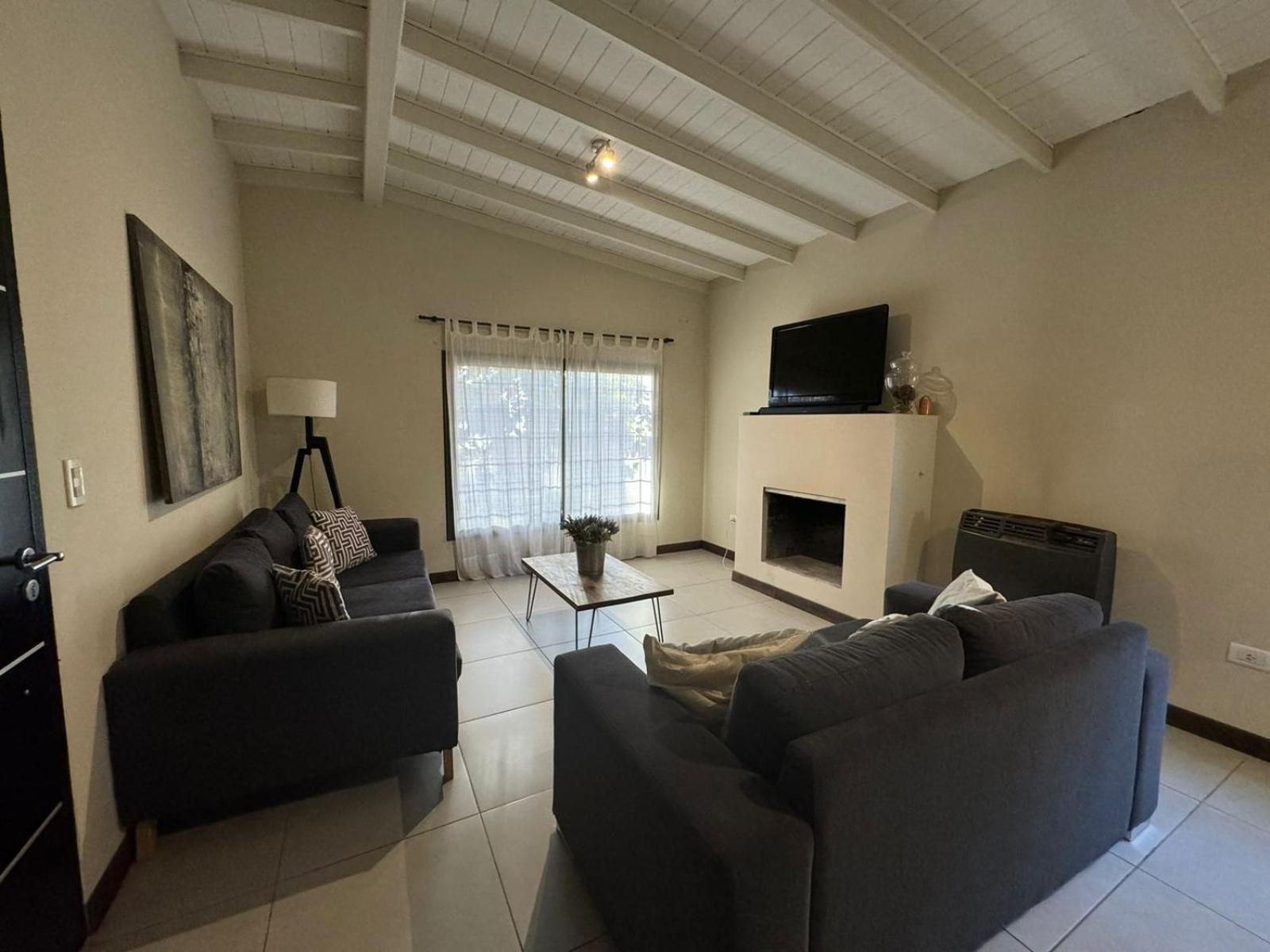 Casa sobre el corazón de Chacras de Coria