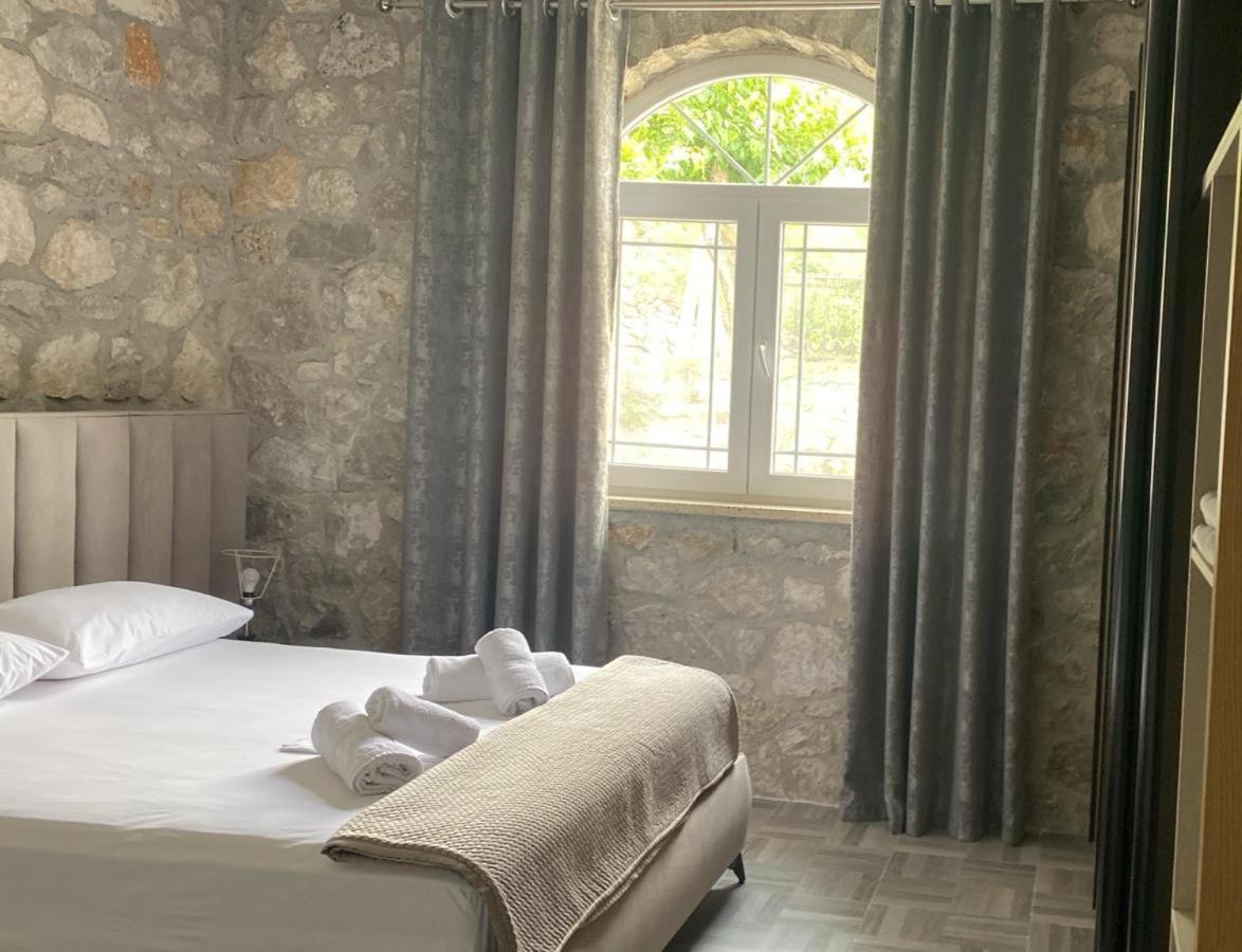 Hyka Stone House Shkoder